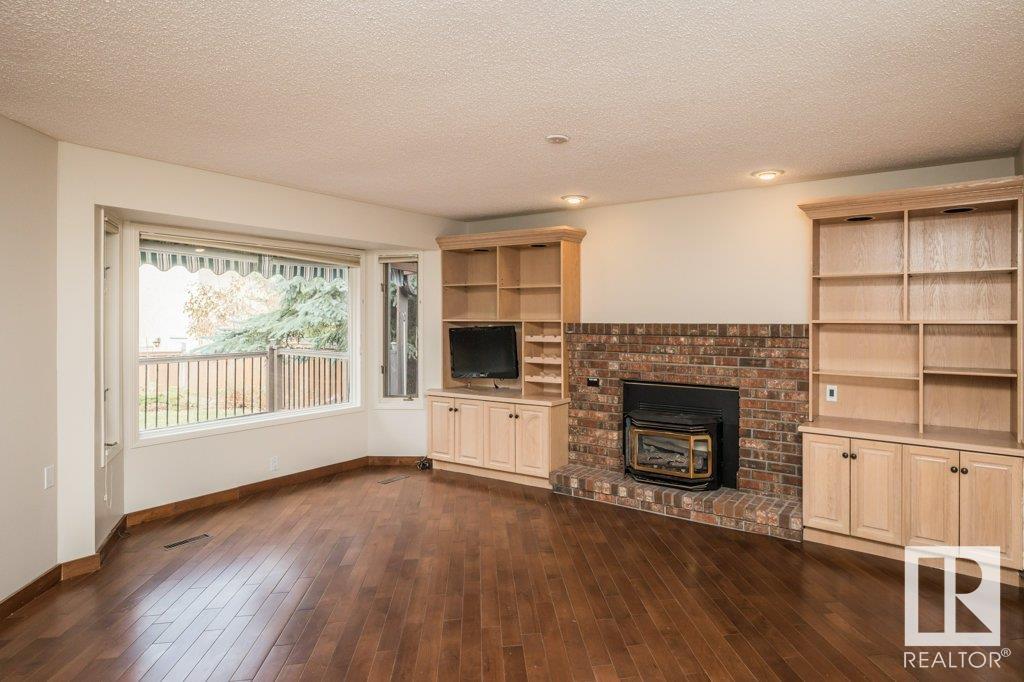 216 WHISTON Road