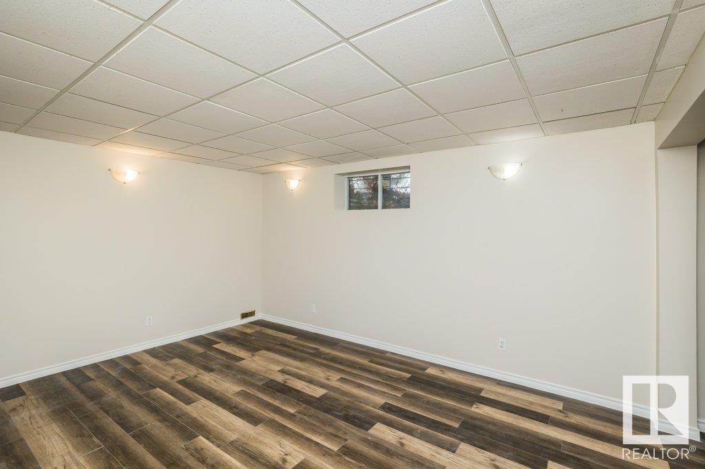 216 WHISTON Road