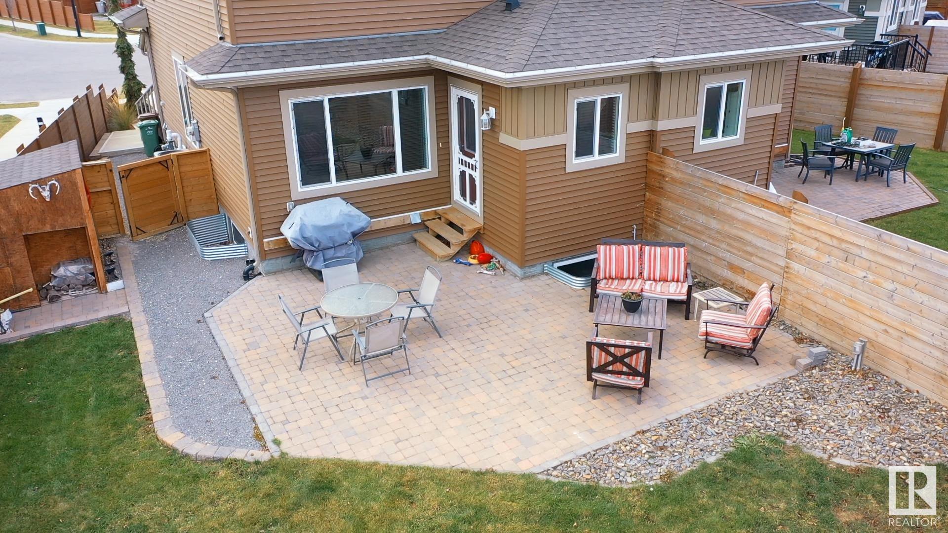 56 JAMES Crescent