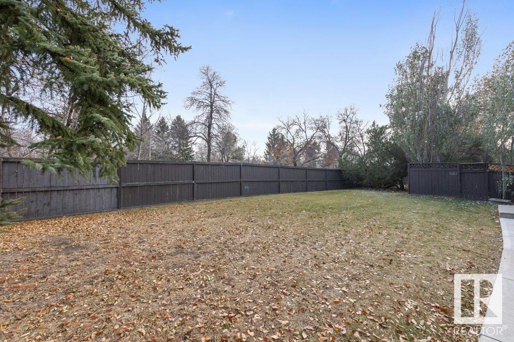 15 FOXBOROUGH Gardens