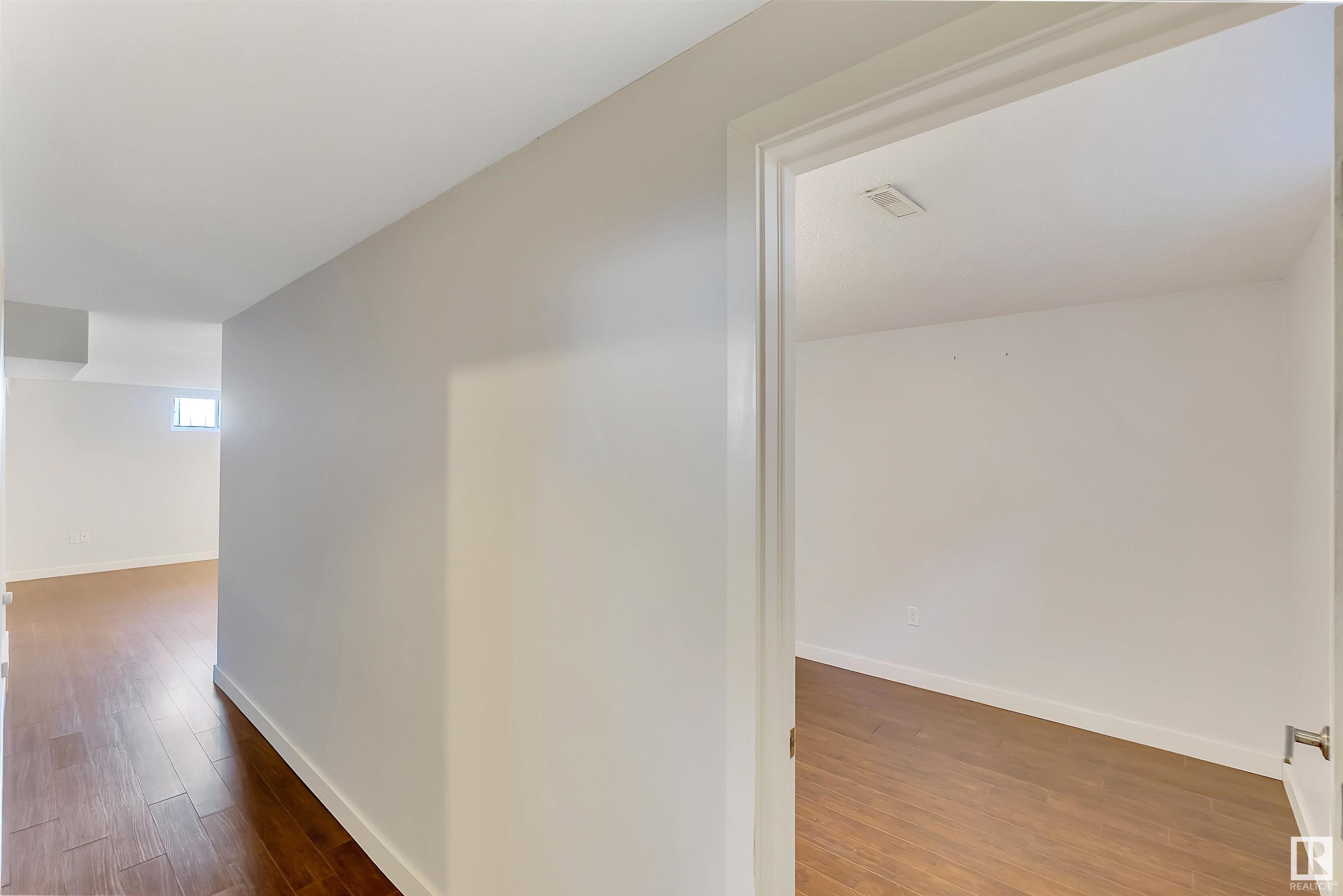 16 BLUEBIRD Crescent