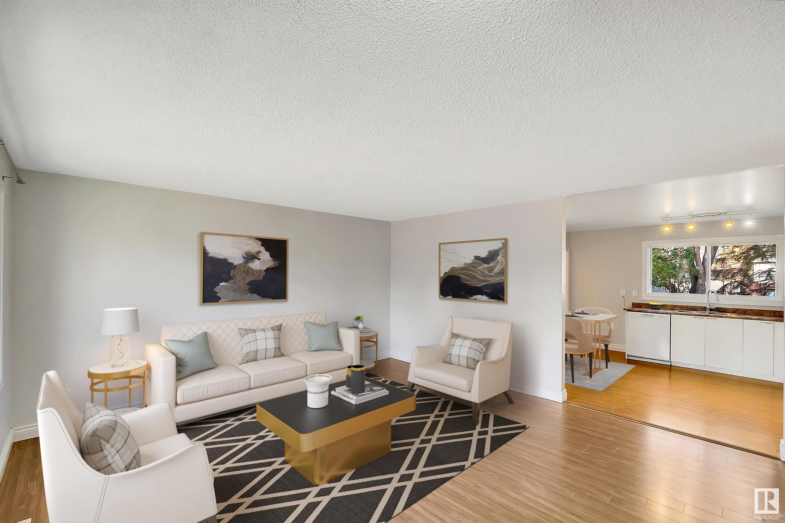 16 BLUEBIRD Crescent