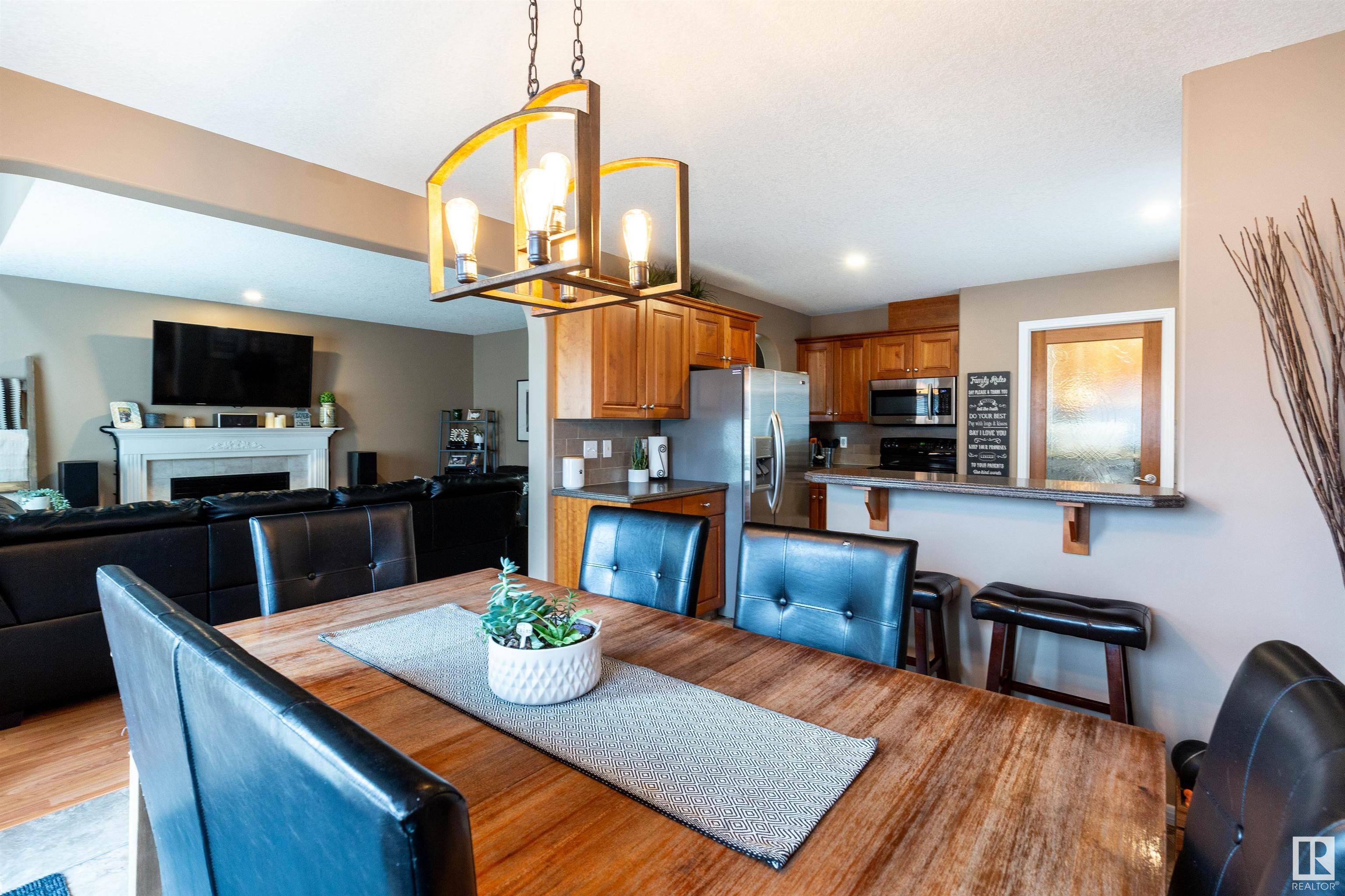 54 DELAGE Crescent