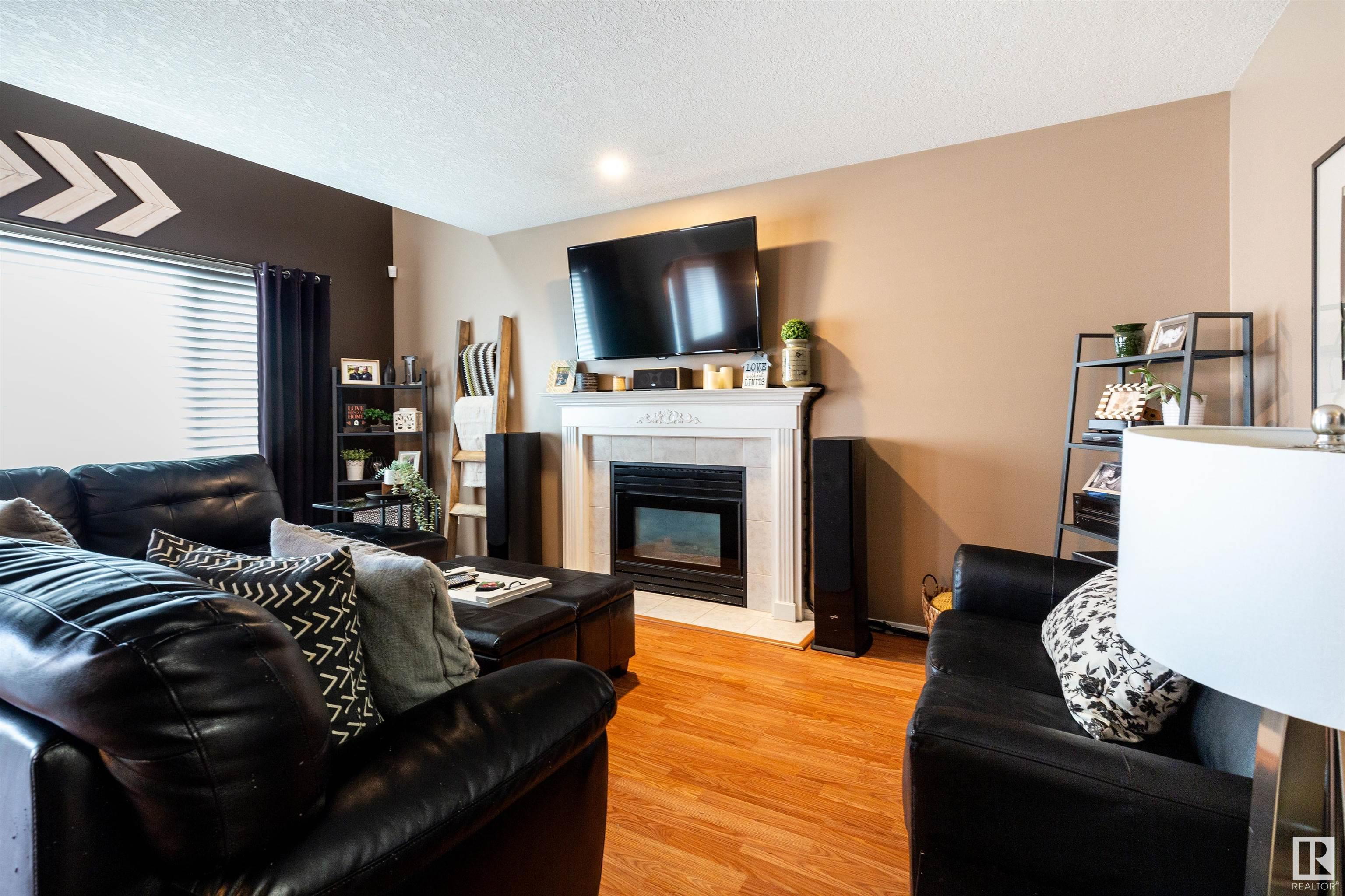 54 DELAGE Crescent