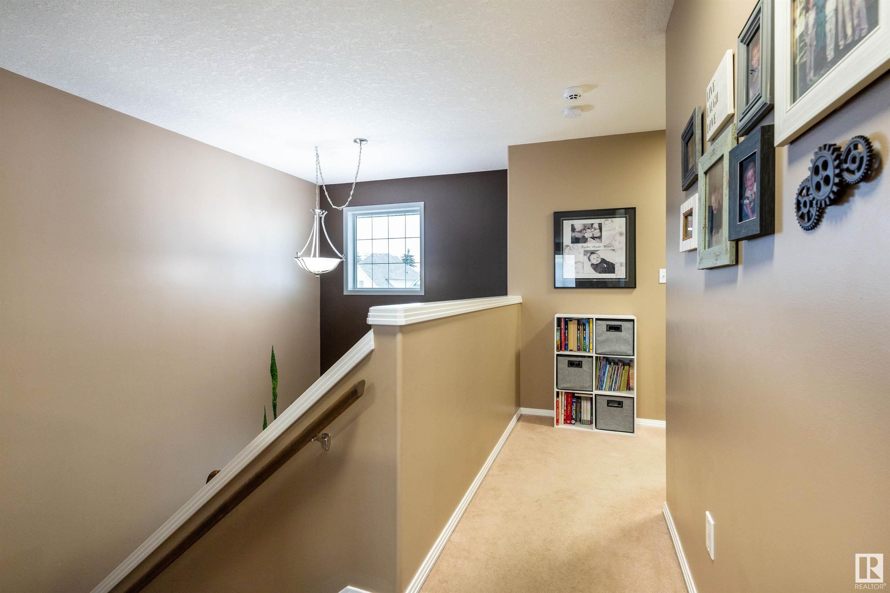 54 DELAGE Crescent