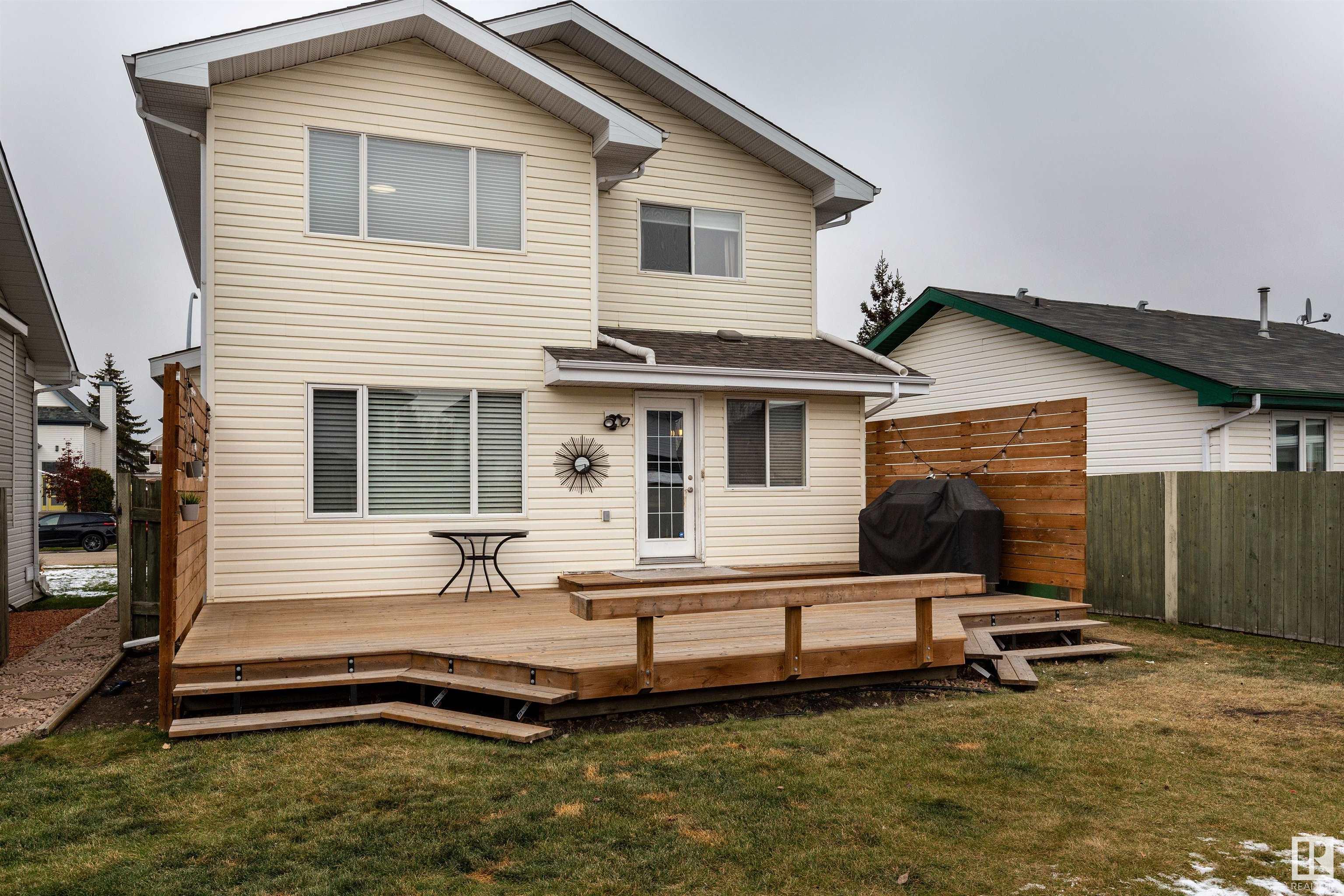 54 DELAGE Crescent