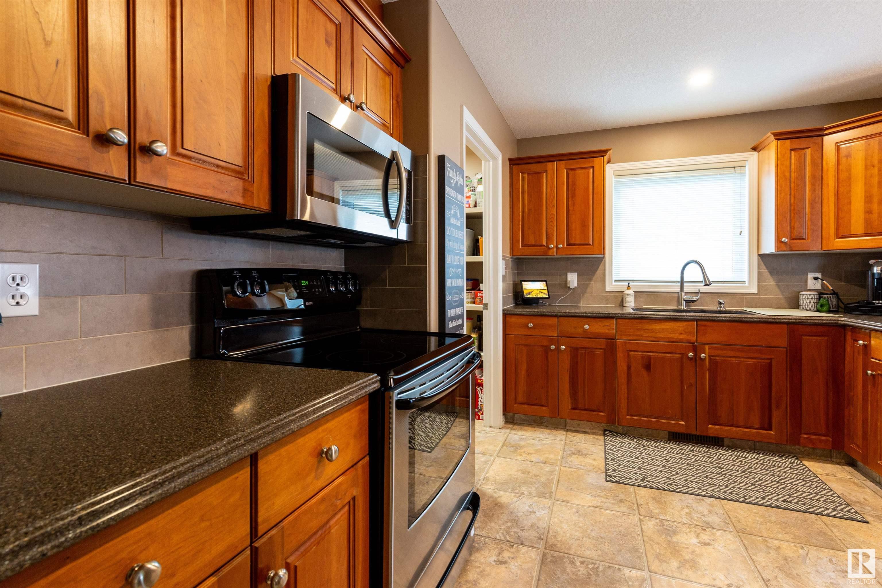 54 DELAGE Crescent