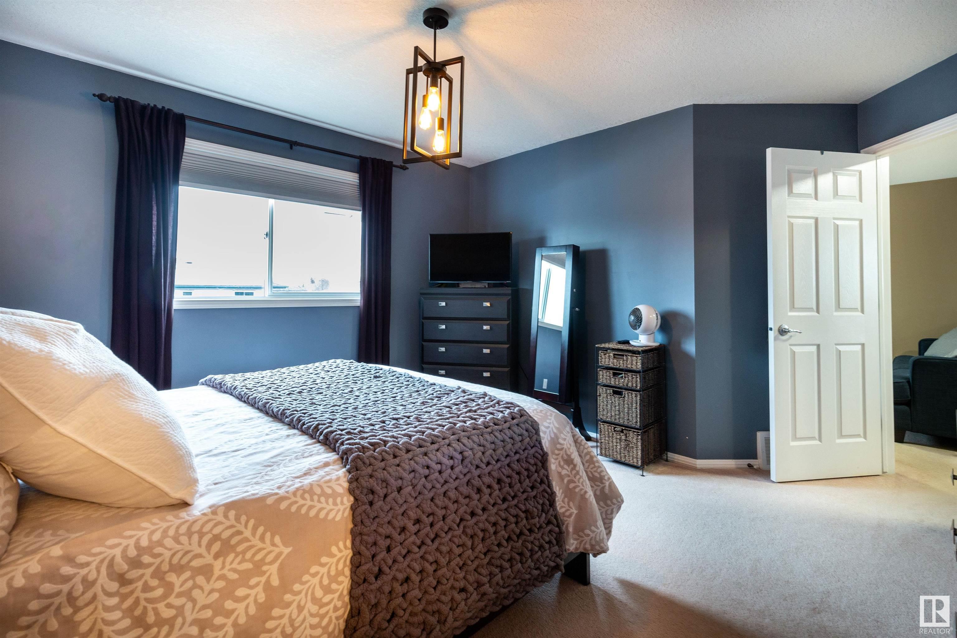 54 DELAGE Crescent