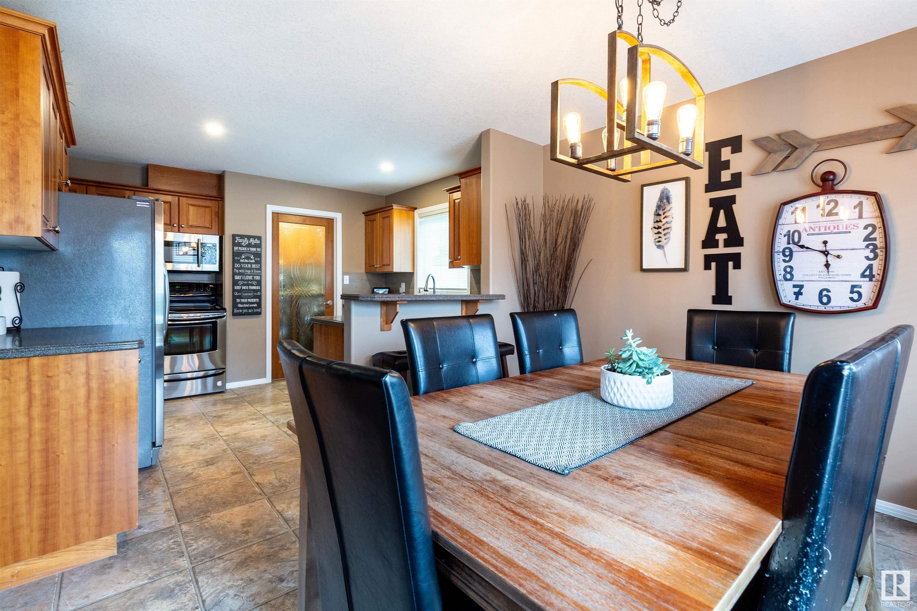 54 DELAGE Crescent
