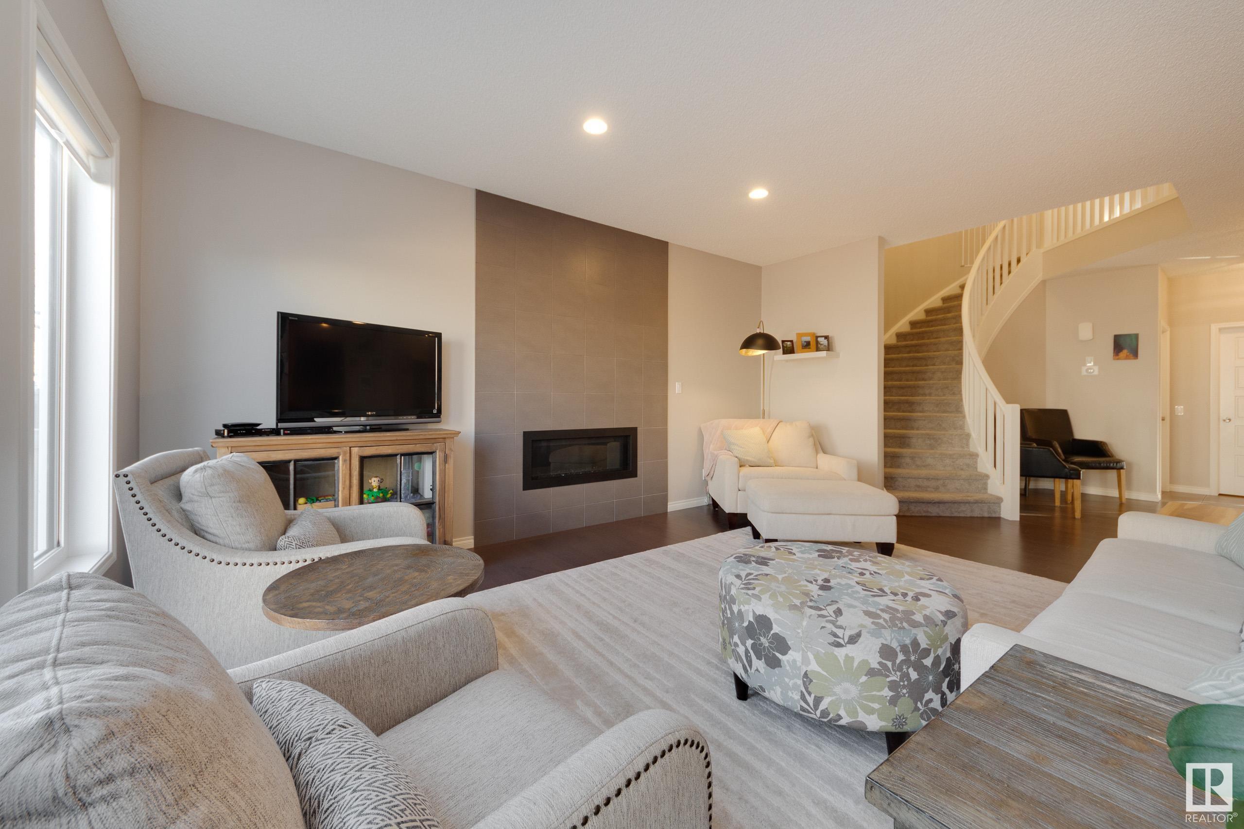 28 RIVIERE Terrace