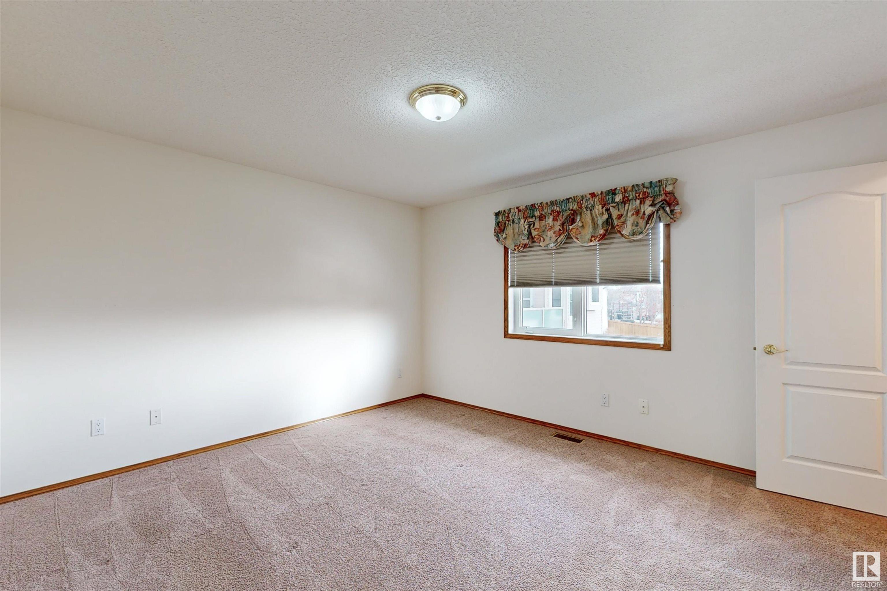 223 HILLCREST Court