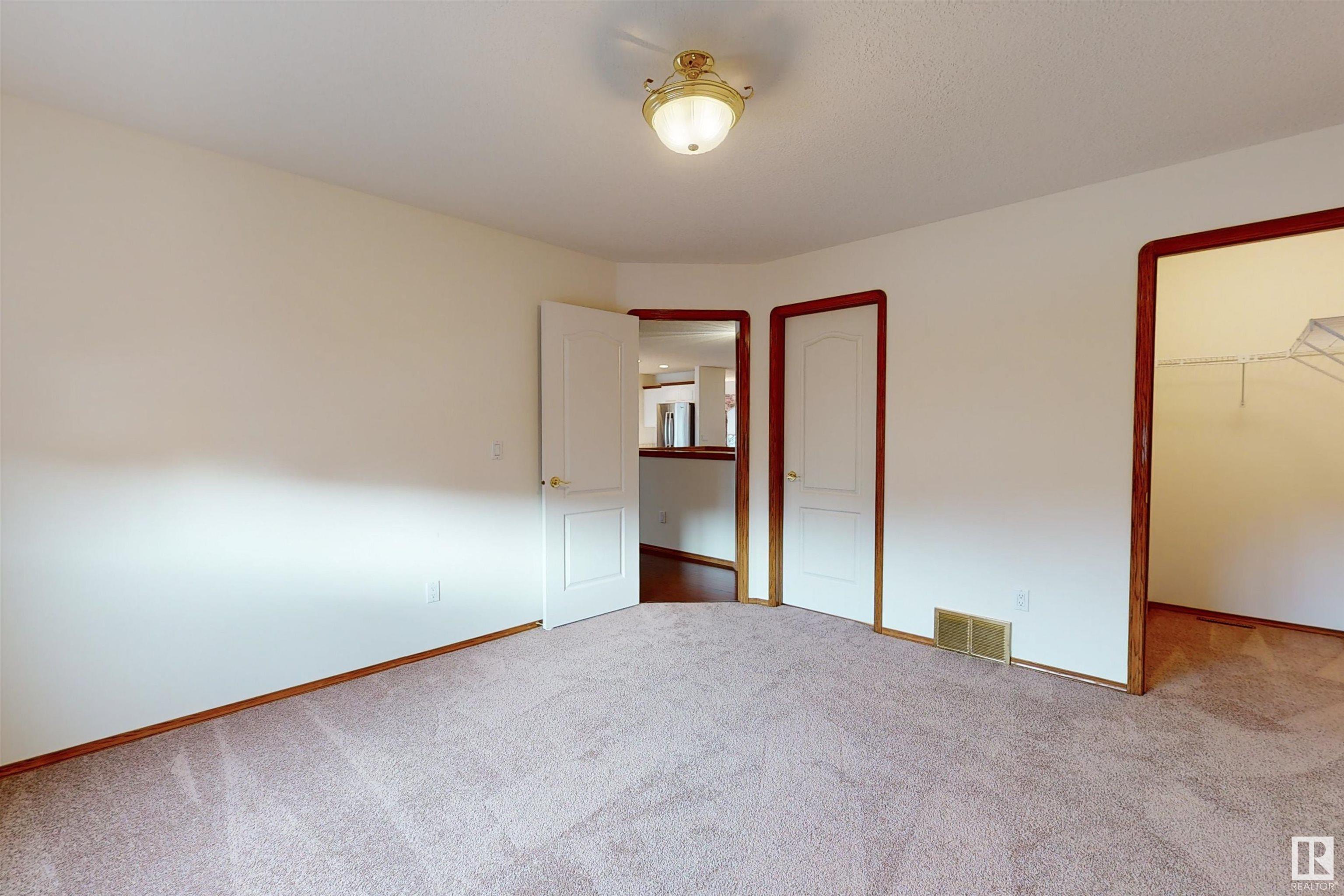 223 HILLCREST Court
