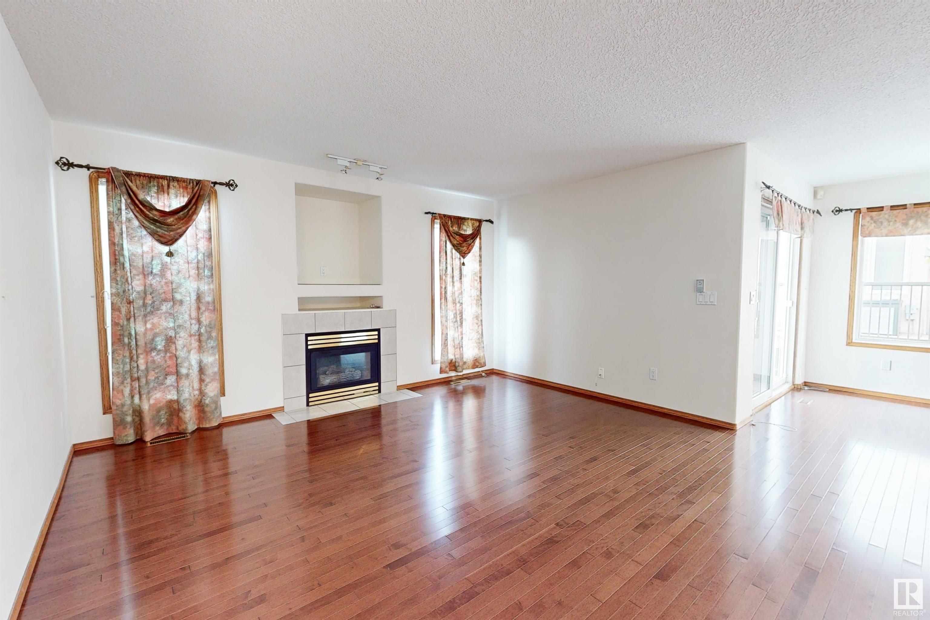 223 HILLCREST Court