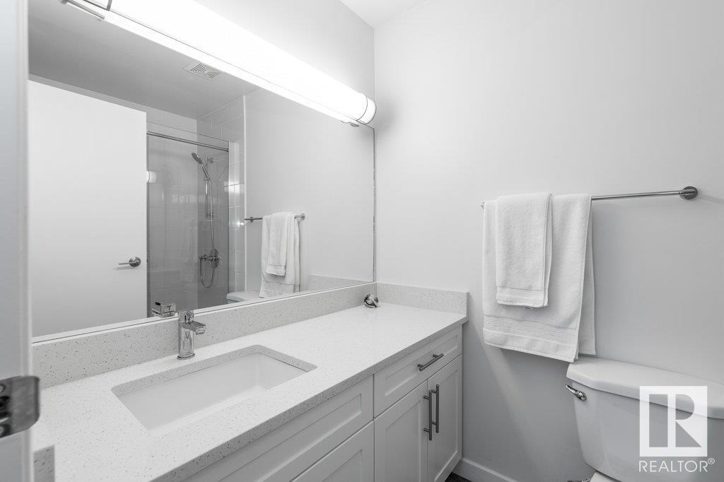 18 PINEVIEW HORIZON Village