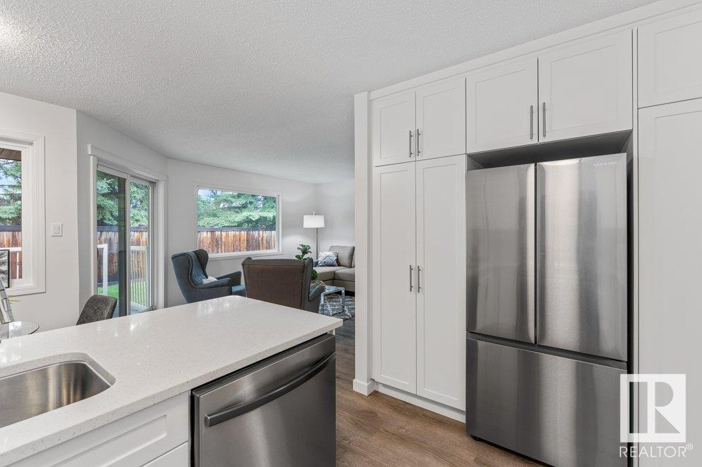 18 PINEVIEW HORIZON Village