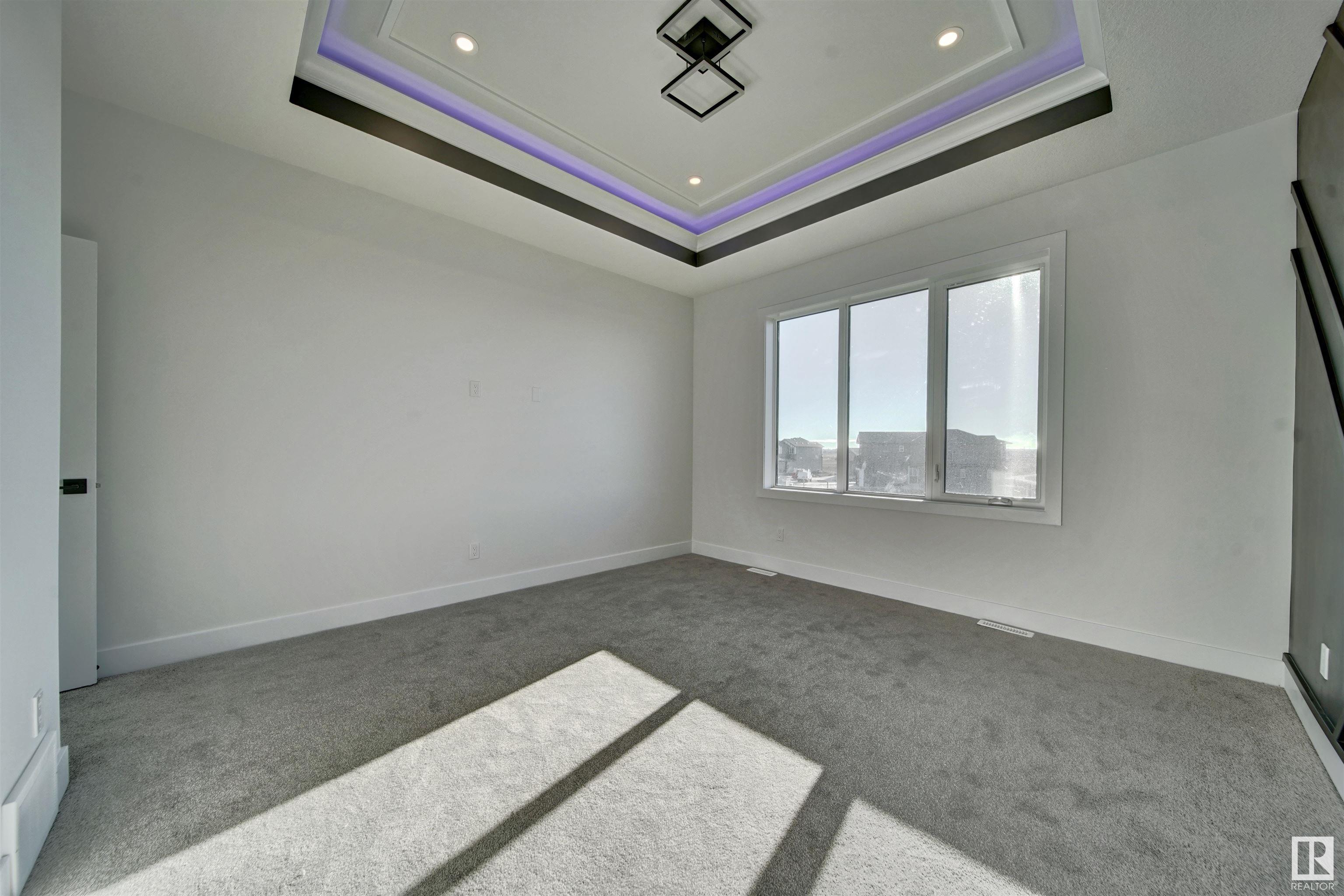 69 Edgefield Way