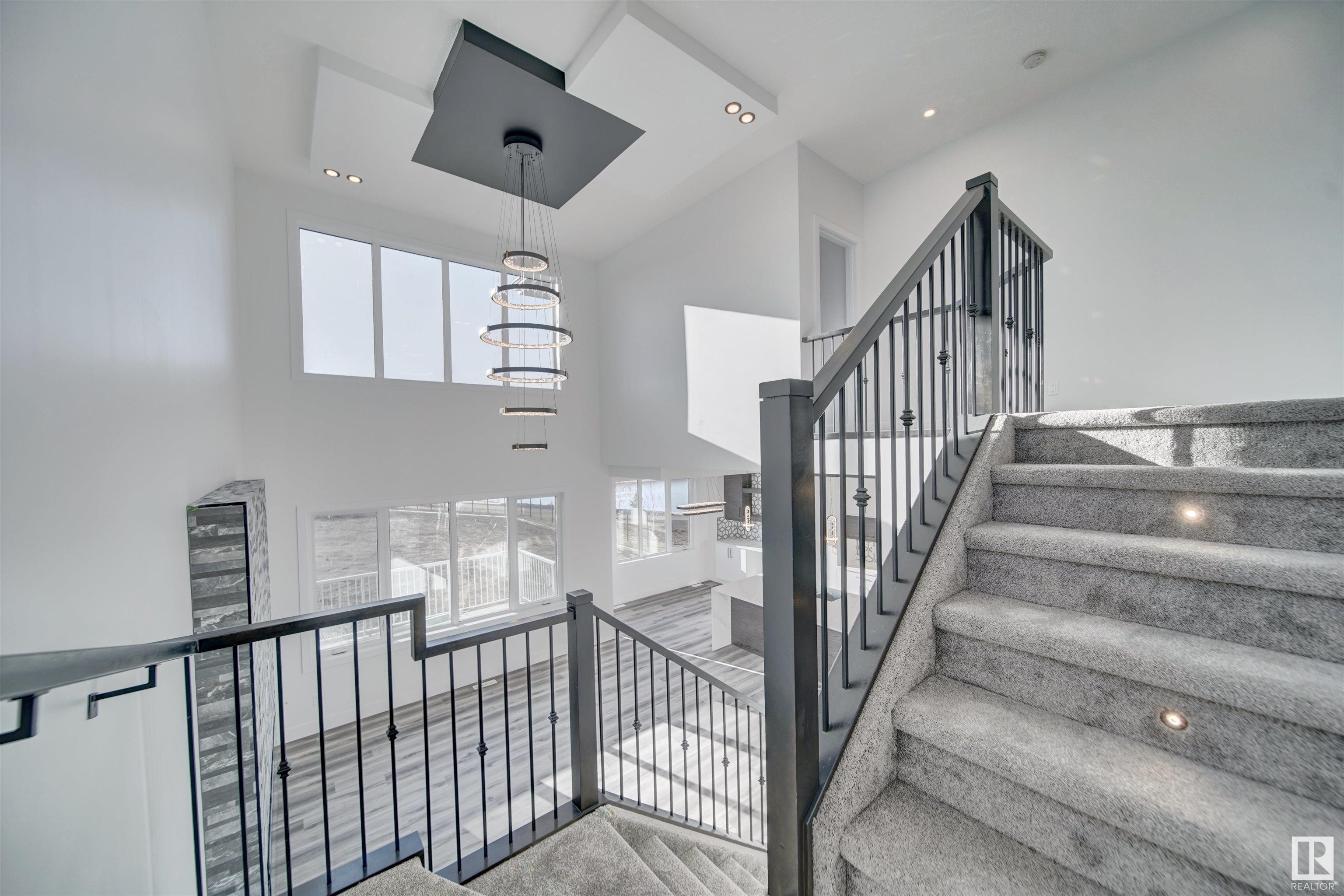 69 Edgefield Way