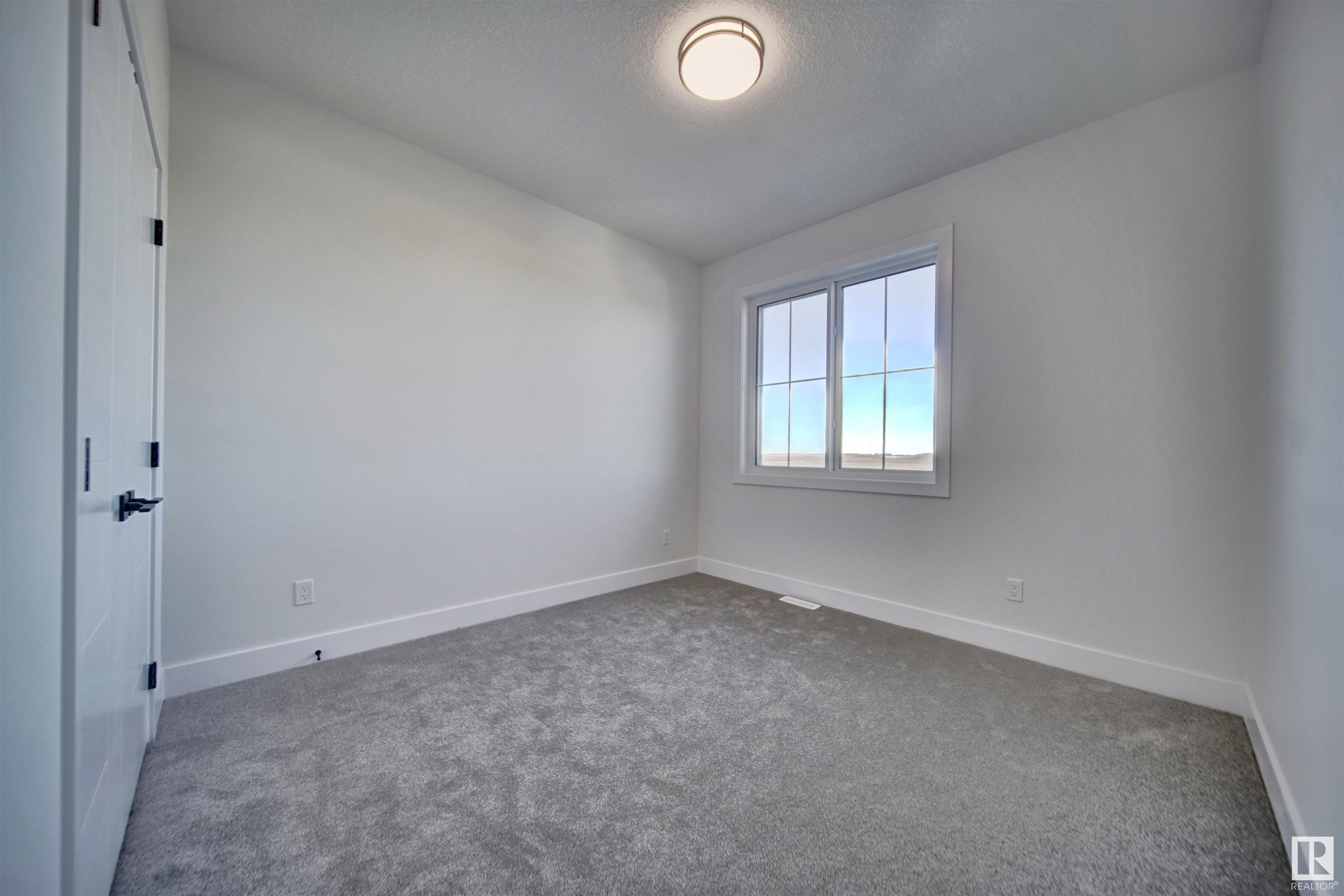 69 Edgefield Way
