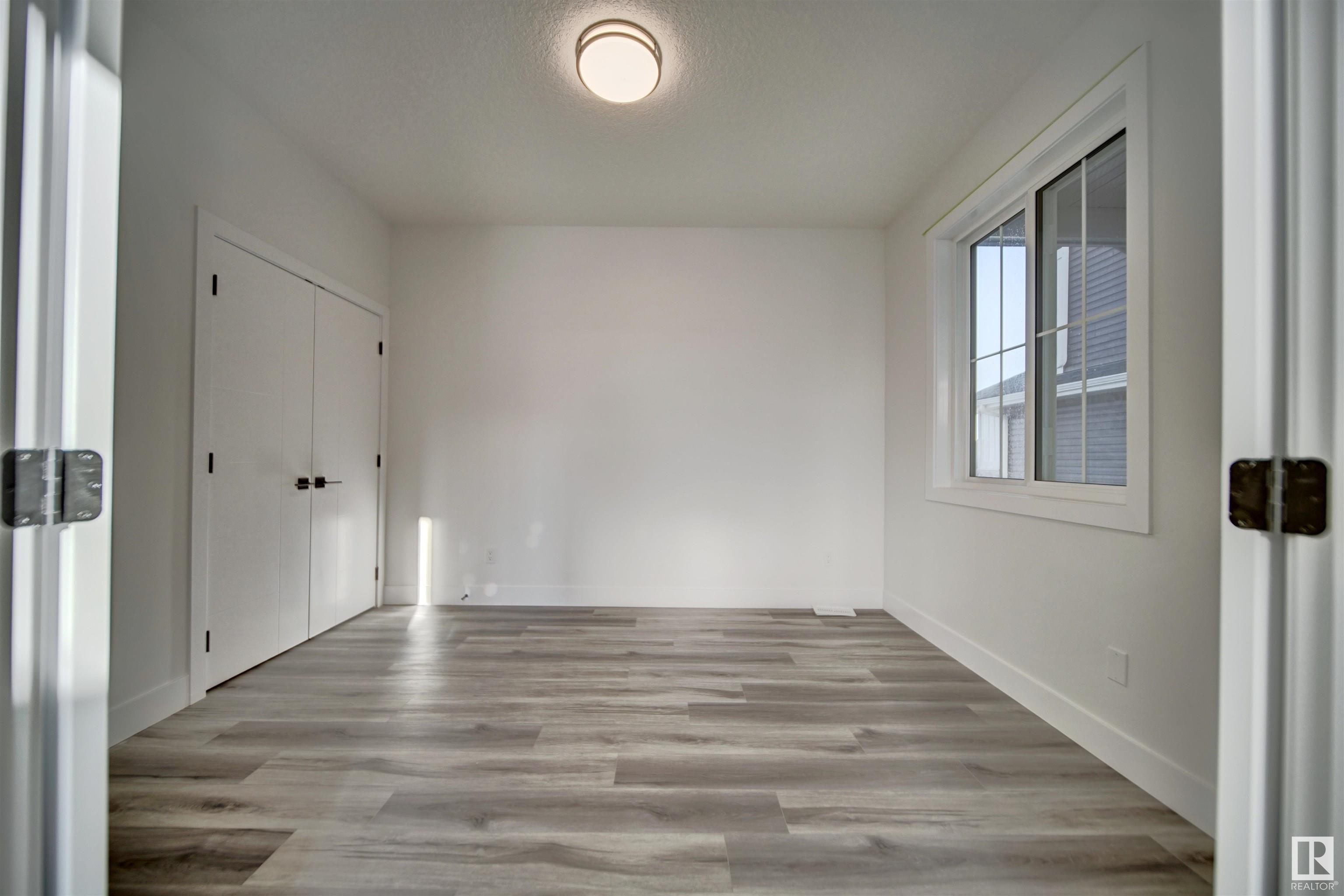 69 Edgefield Way