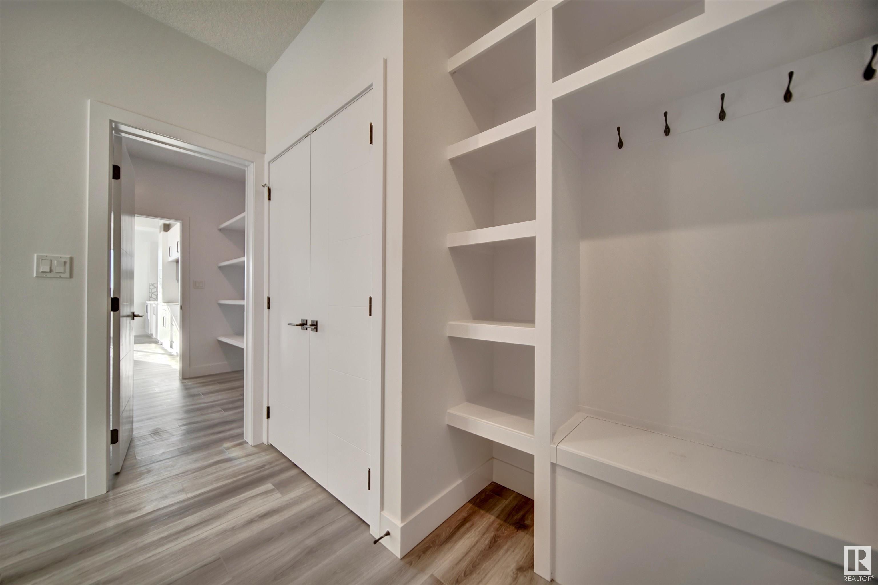 69 Edgefield Way