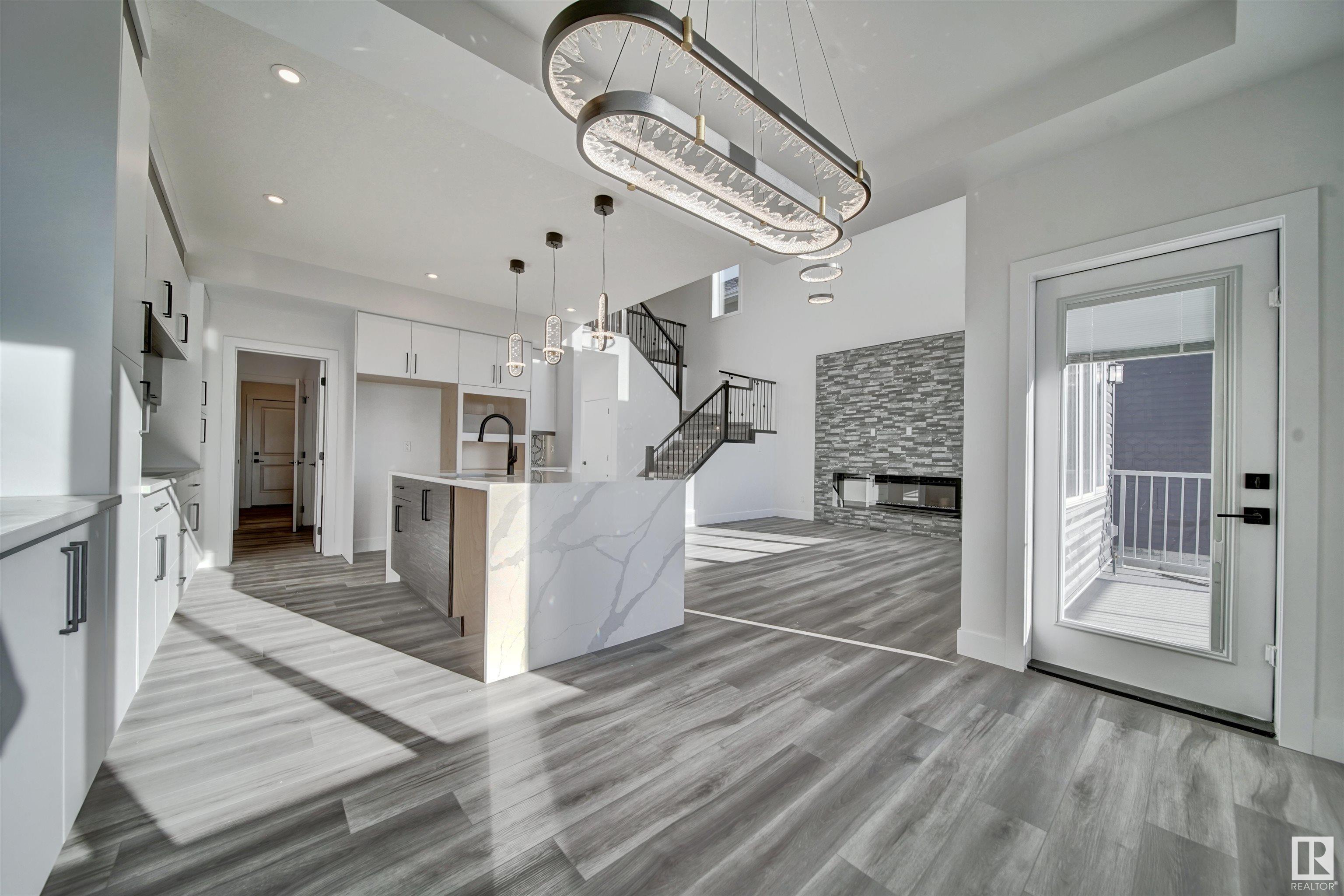 69 Edgefield Way