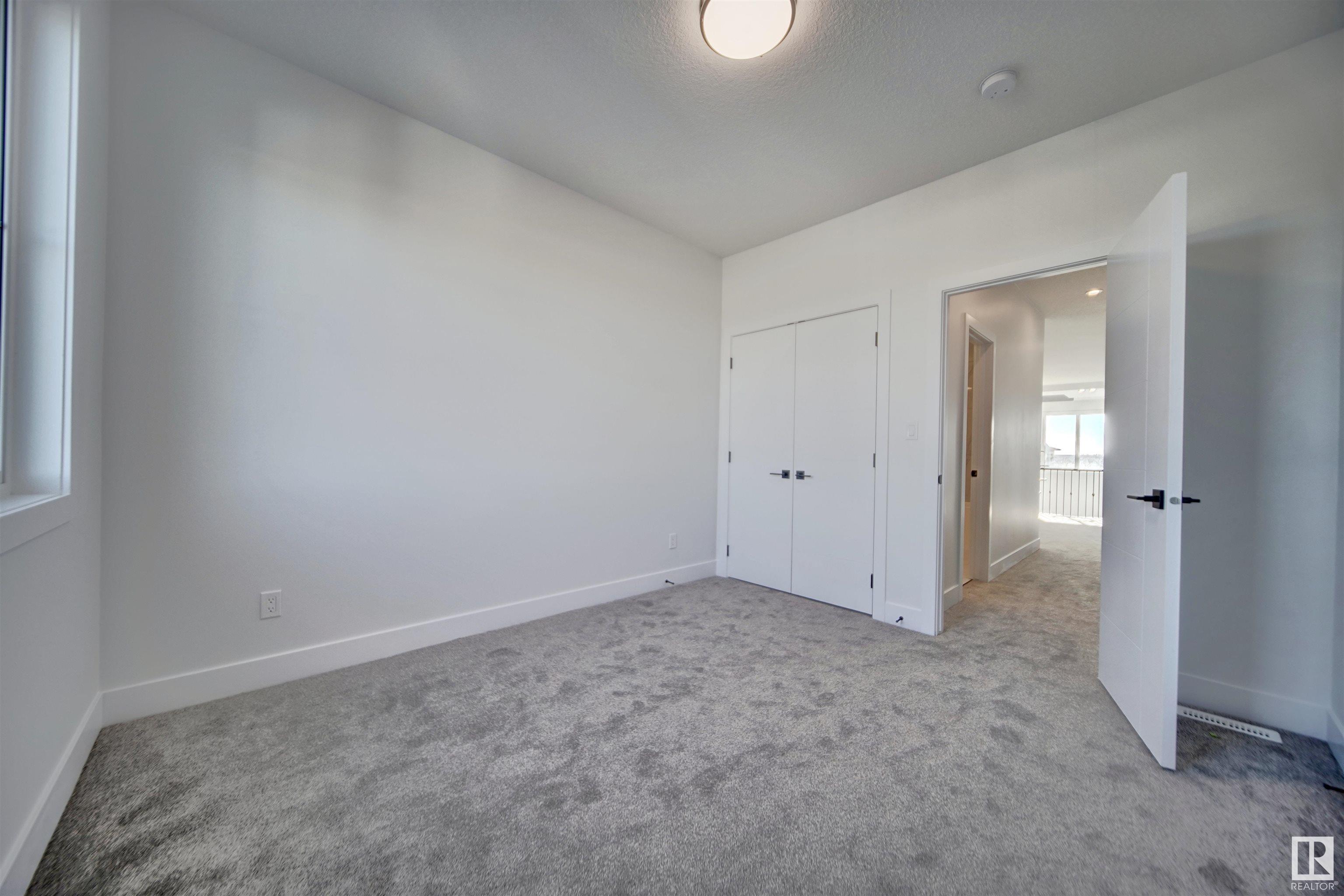 69 Edgefield Way