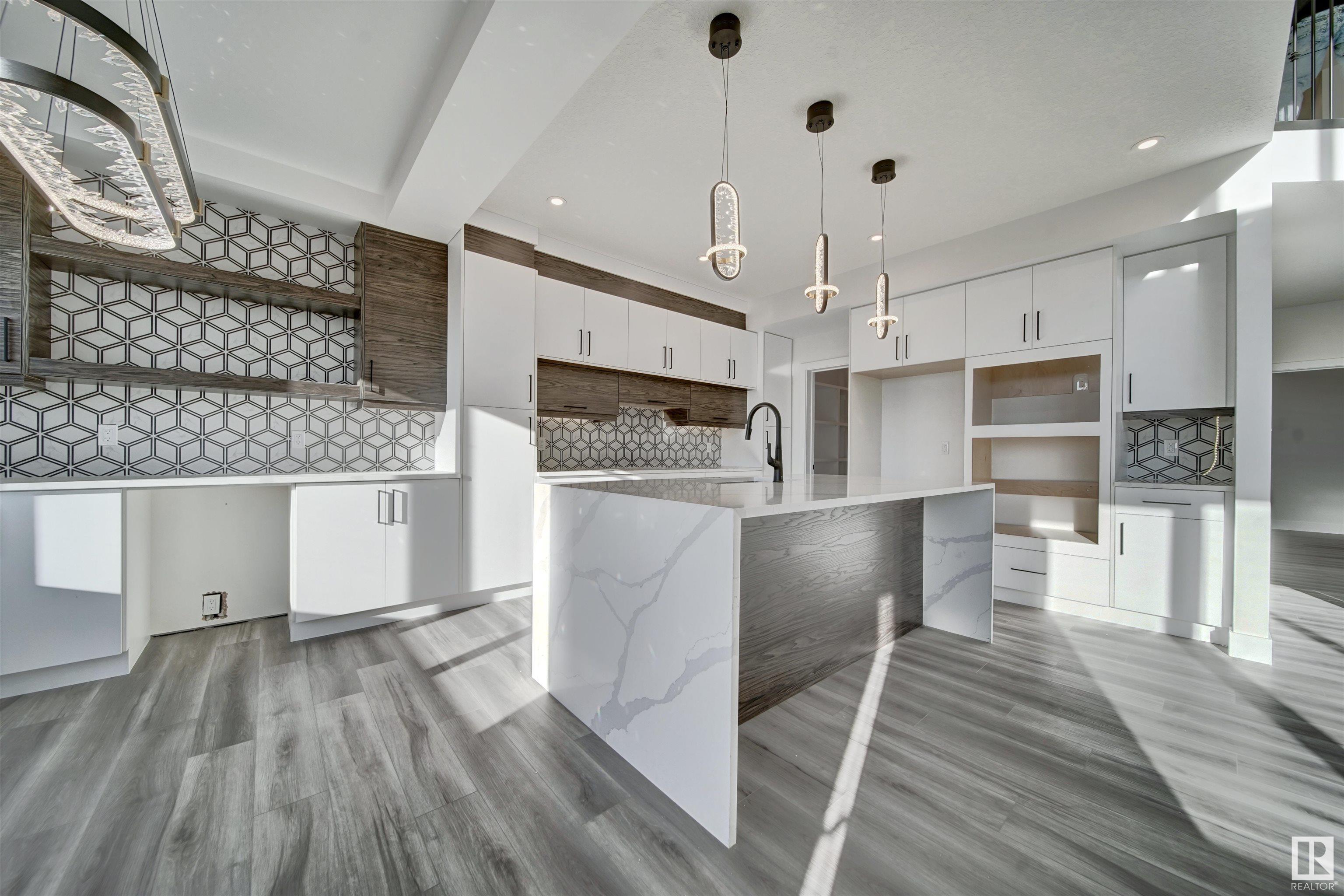 69 Edgefield Way