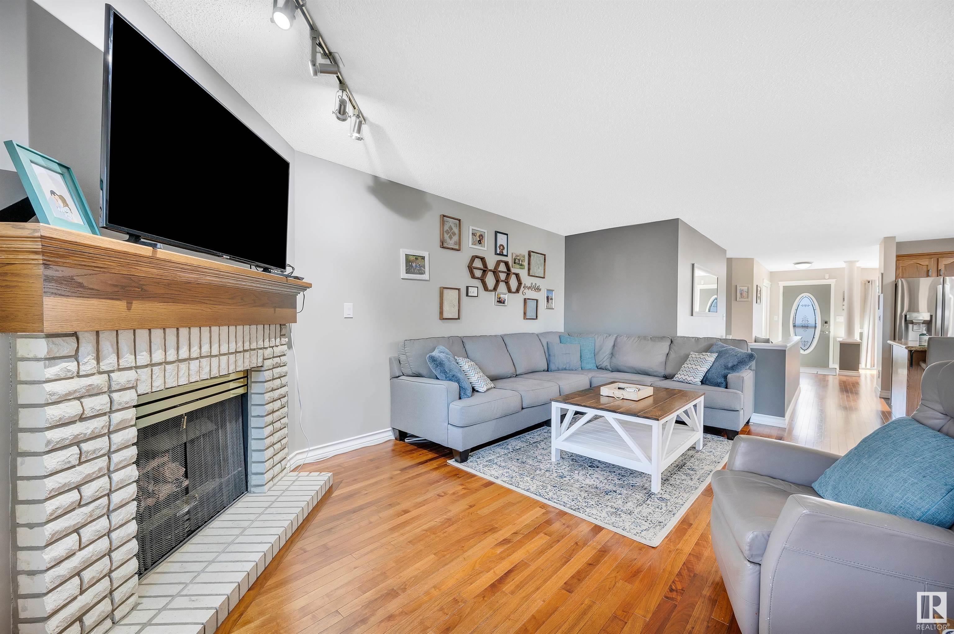 18 REGAL Way