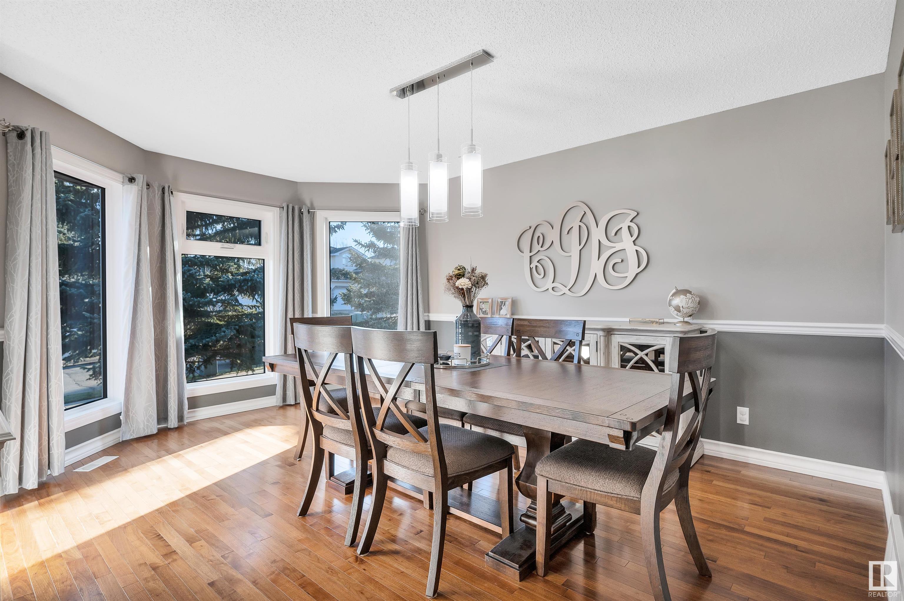 18 REGAL Way