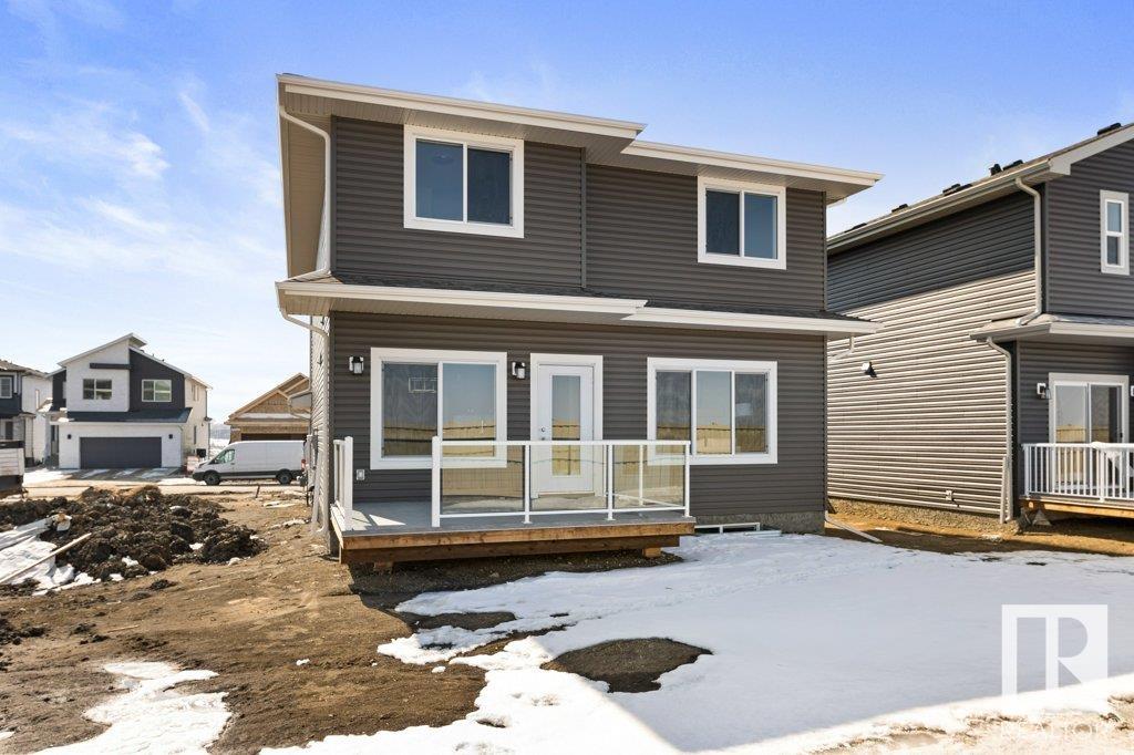 38 Edgefield Way