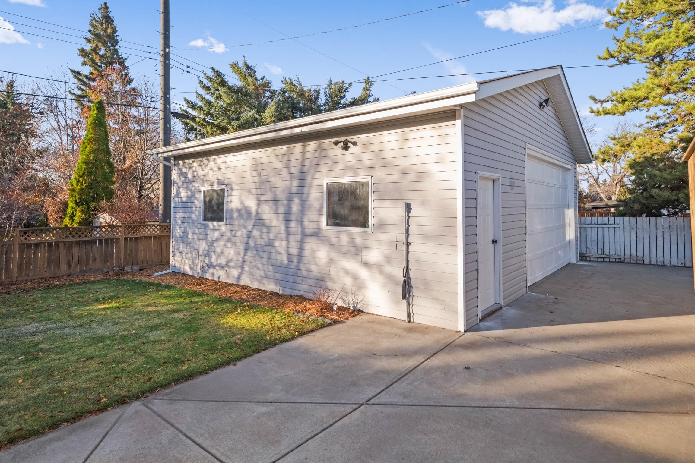 138 WILLOW Street