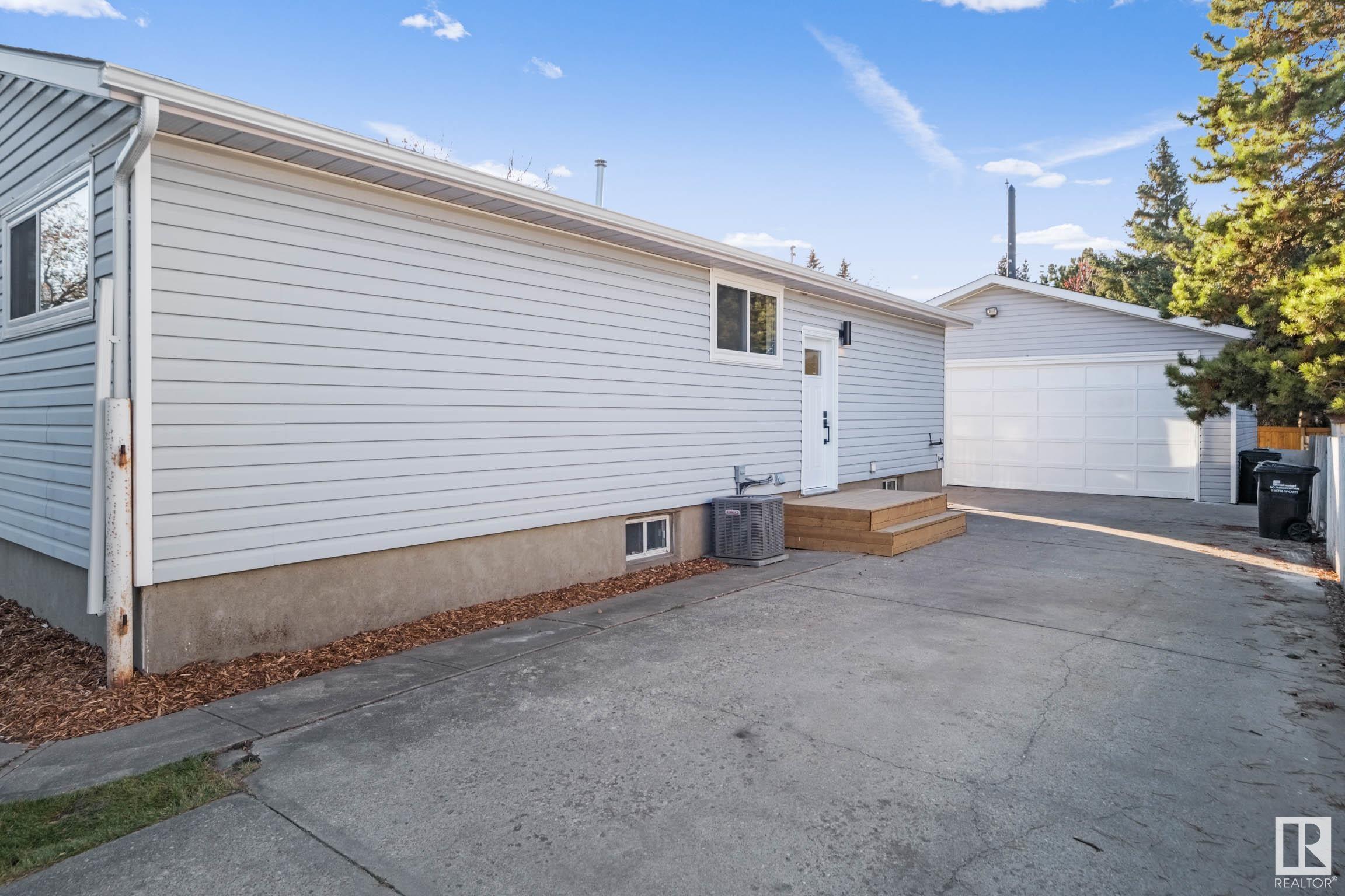 138 WILLOW Street