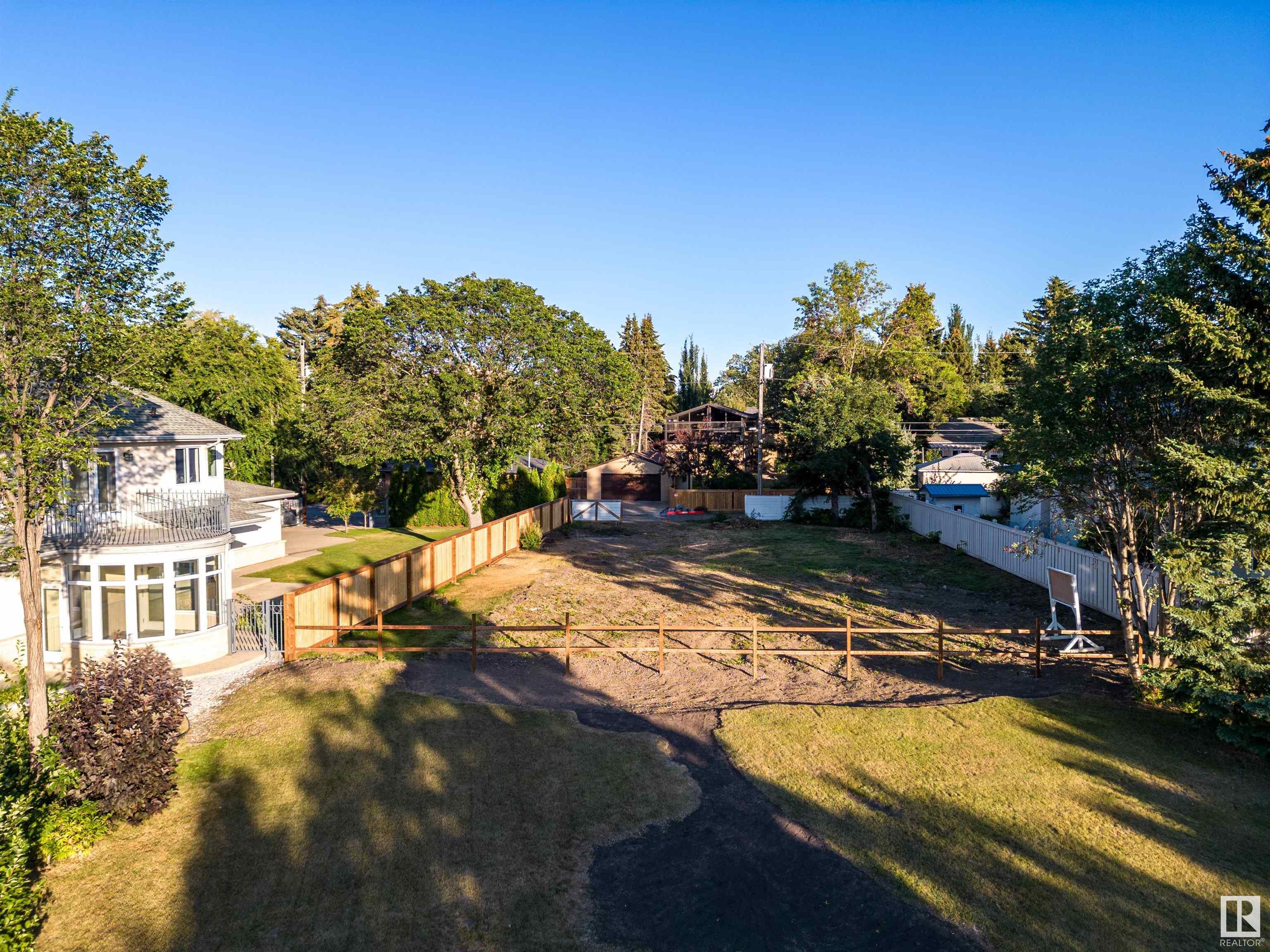 9007 SASKATCHEWAN Drive