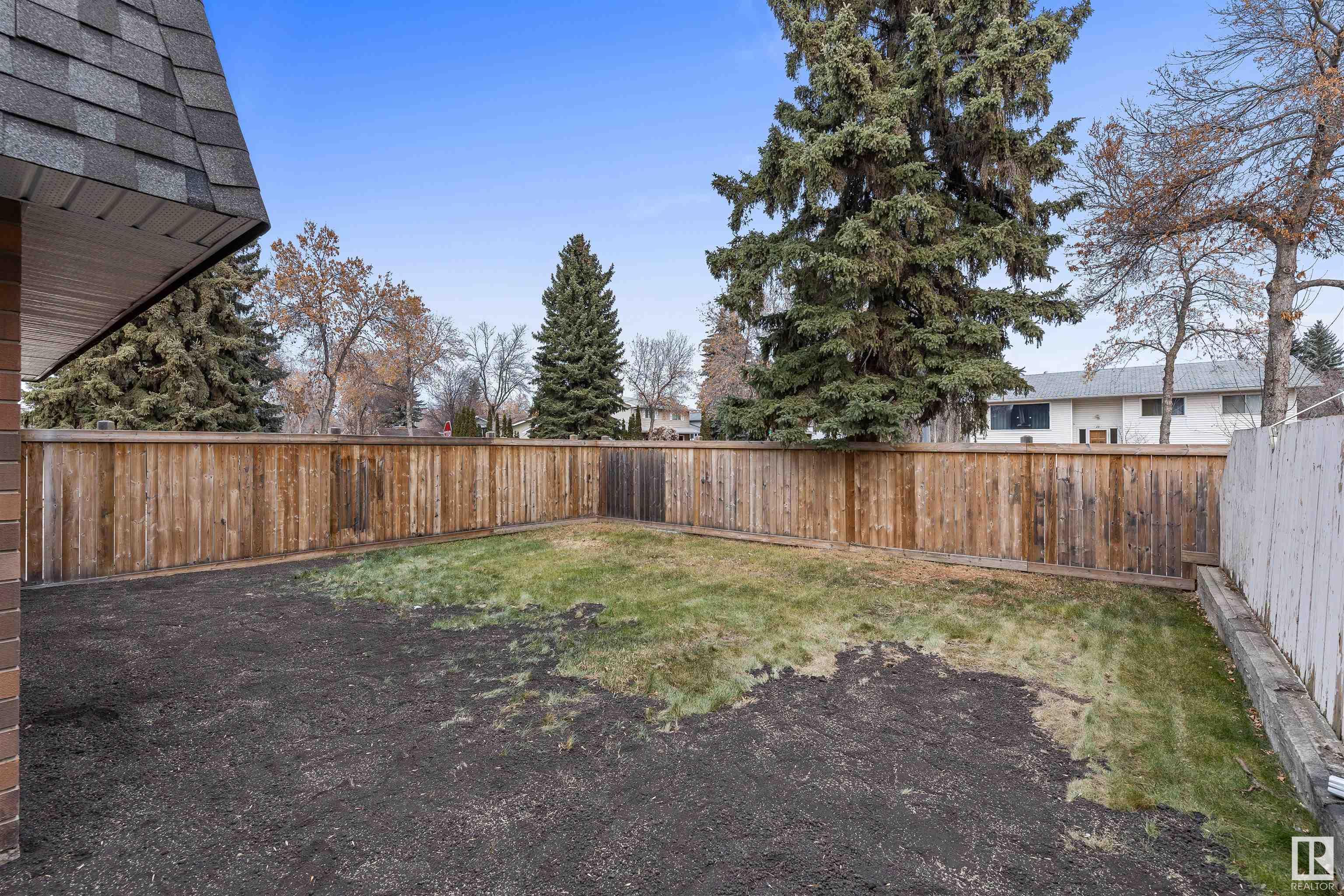 1 GREENFIELD Estates