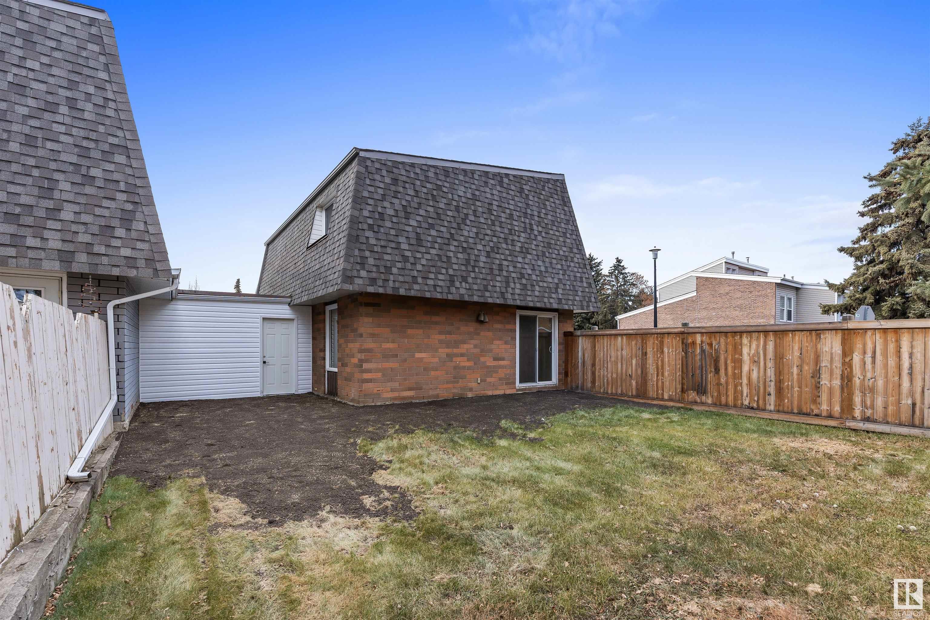 1 GREENFIELD Estates