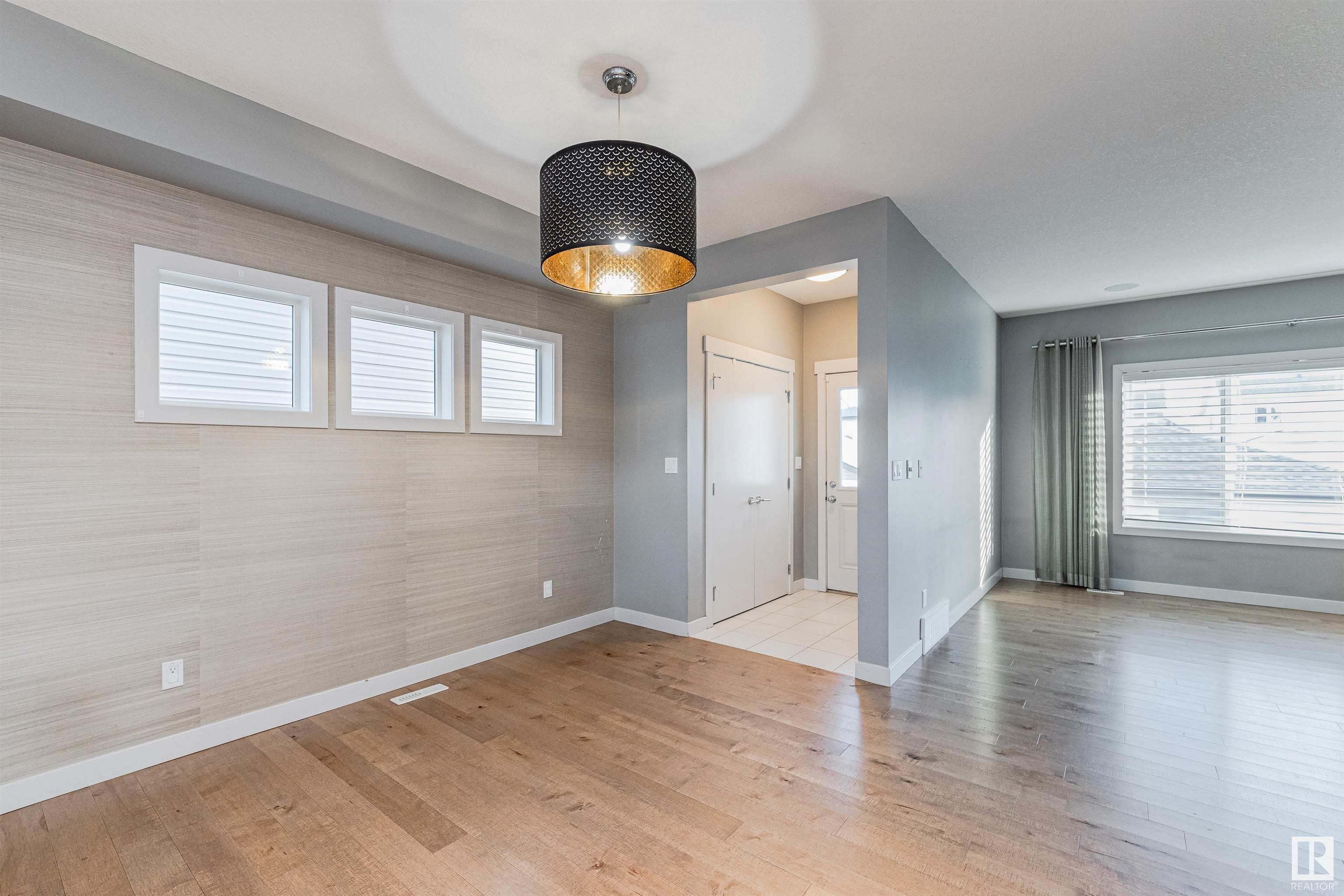 711 SECORD Boulevard