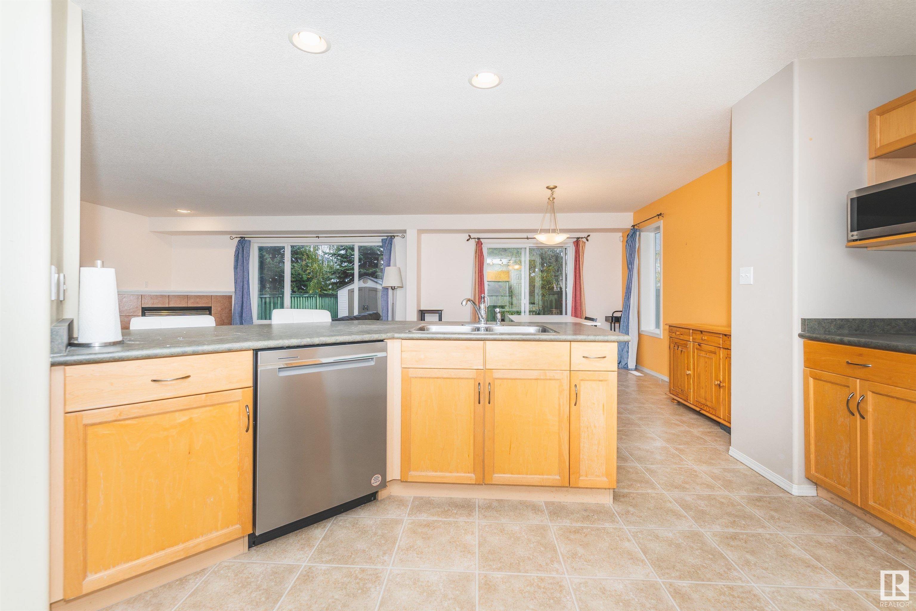 491 HUNTERS Green