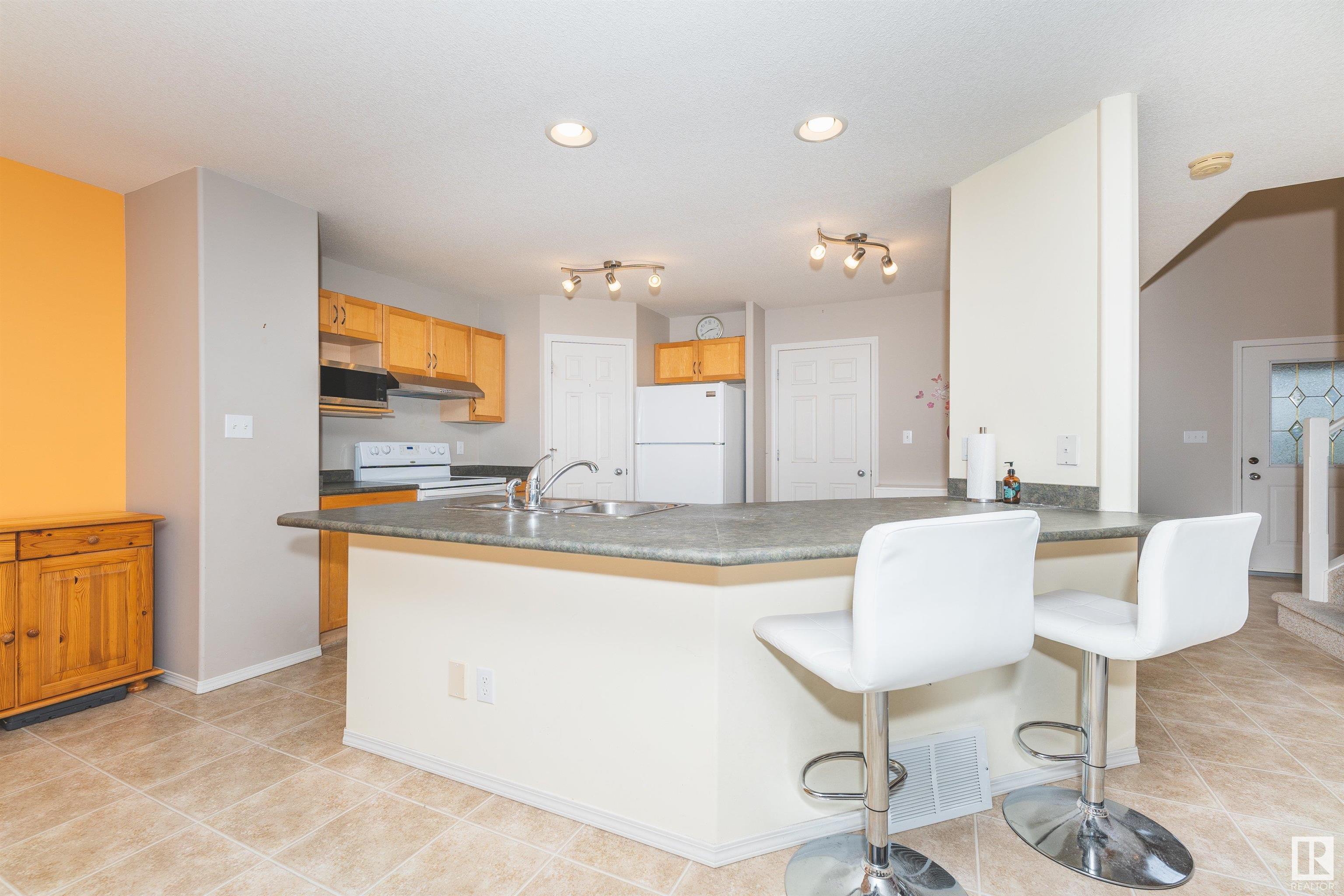 491 HUNTERS Green