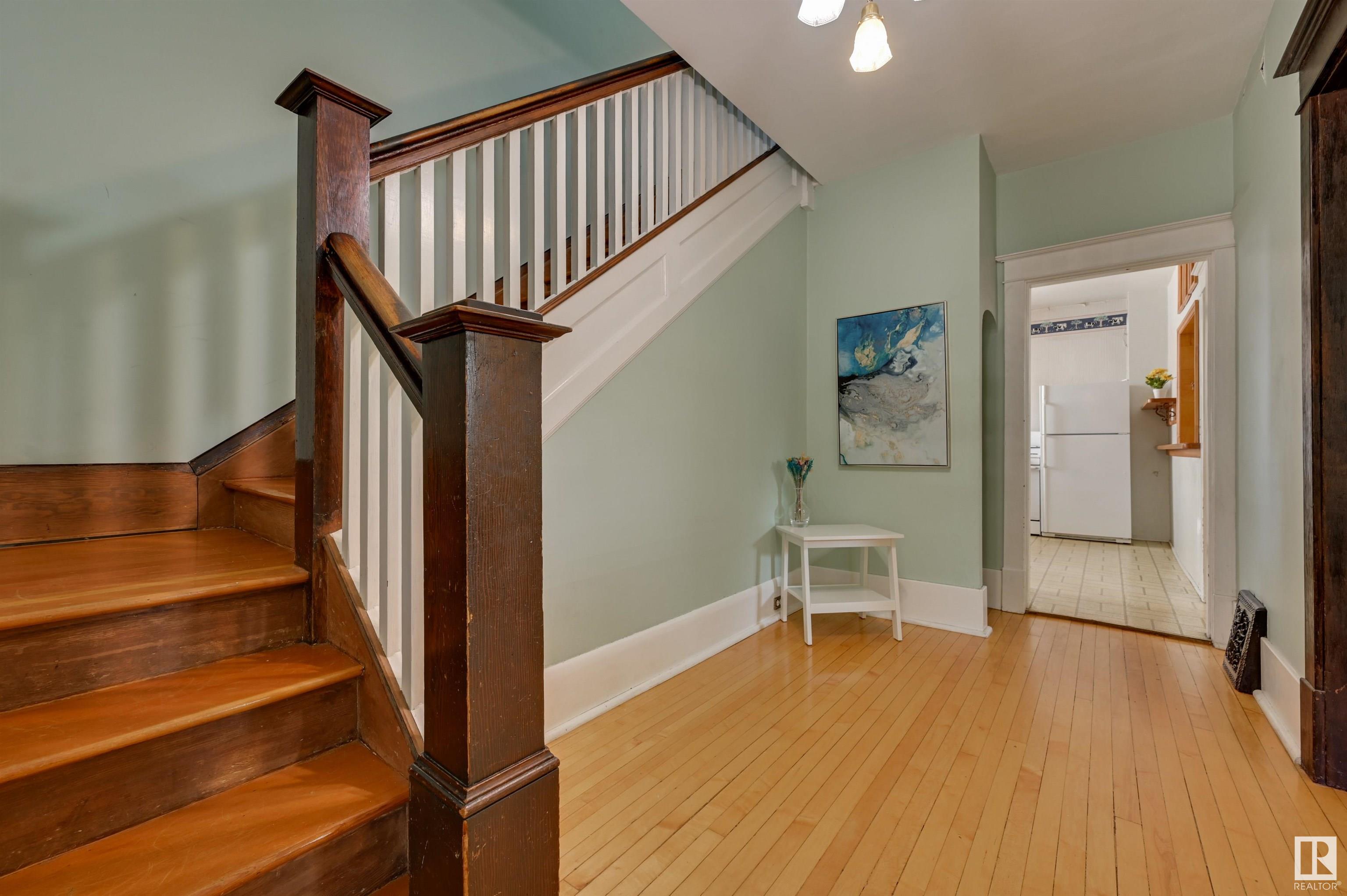 10803 125 Street