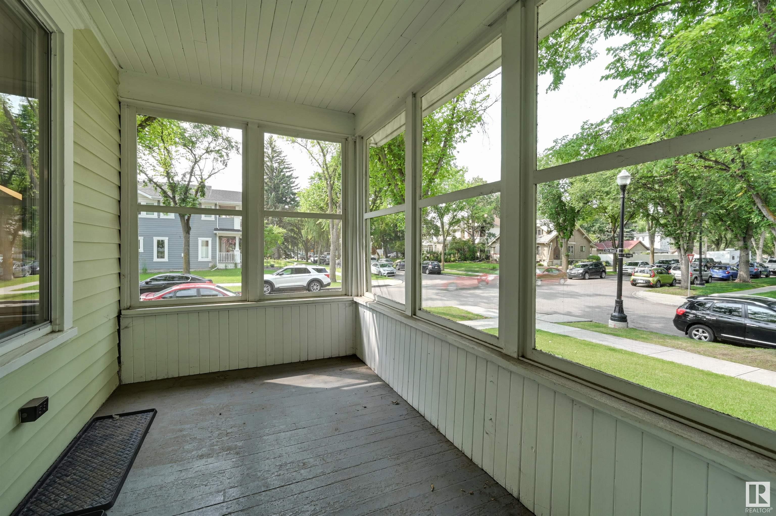 10803 125 Street