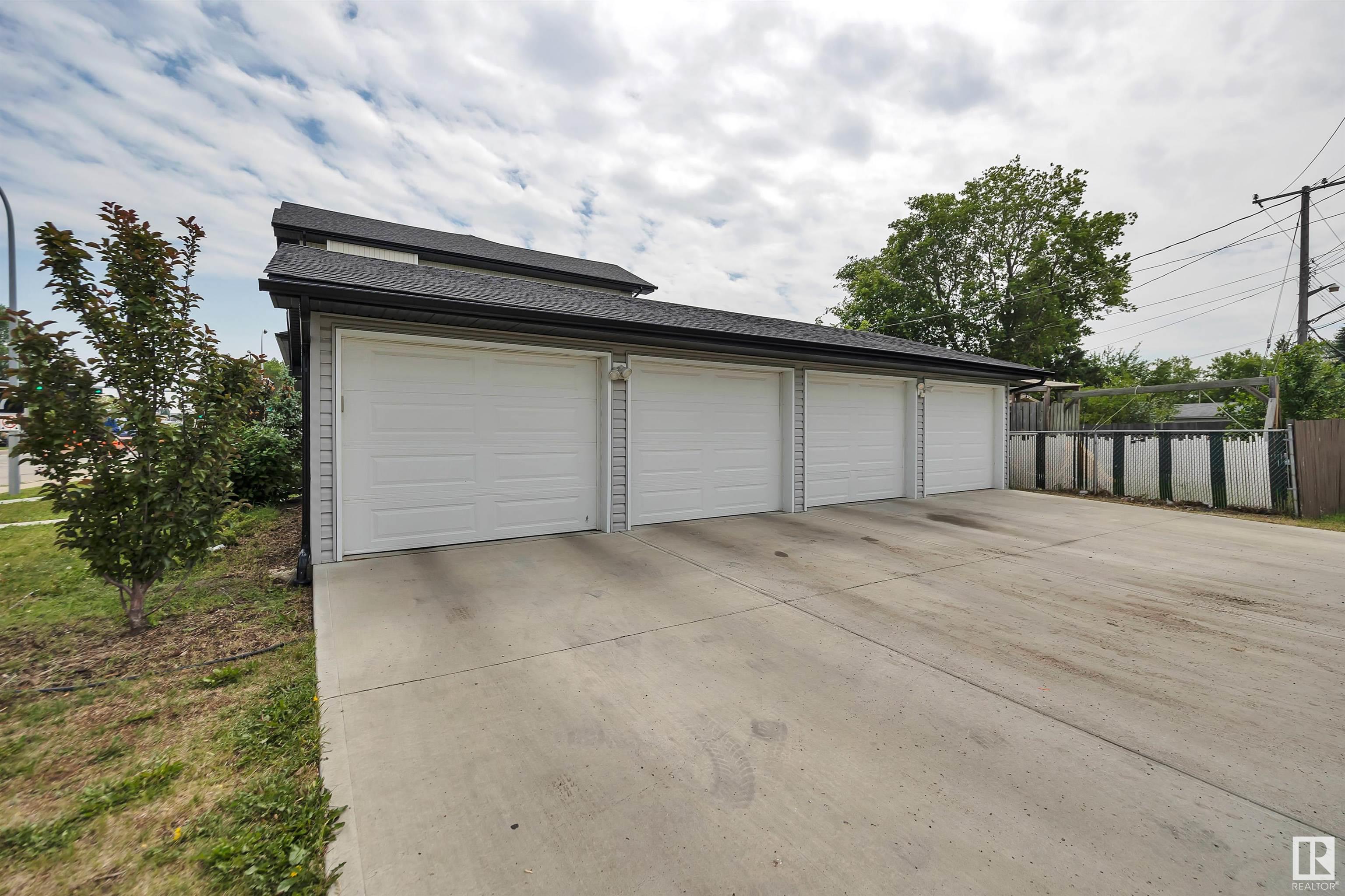 16307 100 Avenue