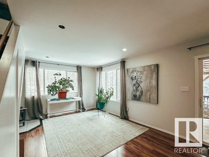 176 Lakeshore Drive