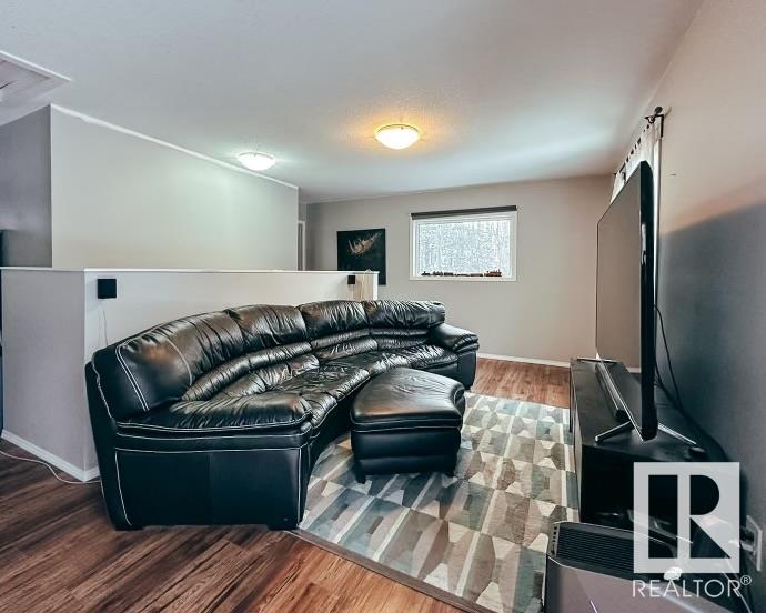 176 Lakeshore Drive