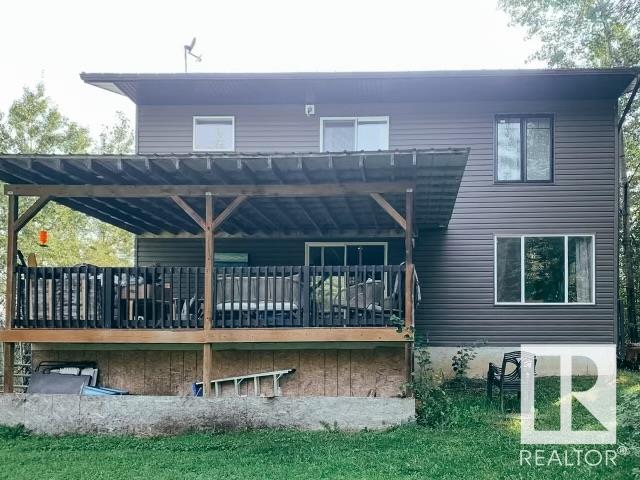 176 Lakeshore Drive