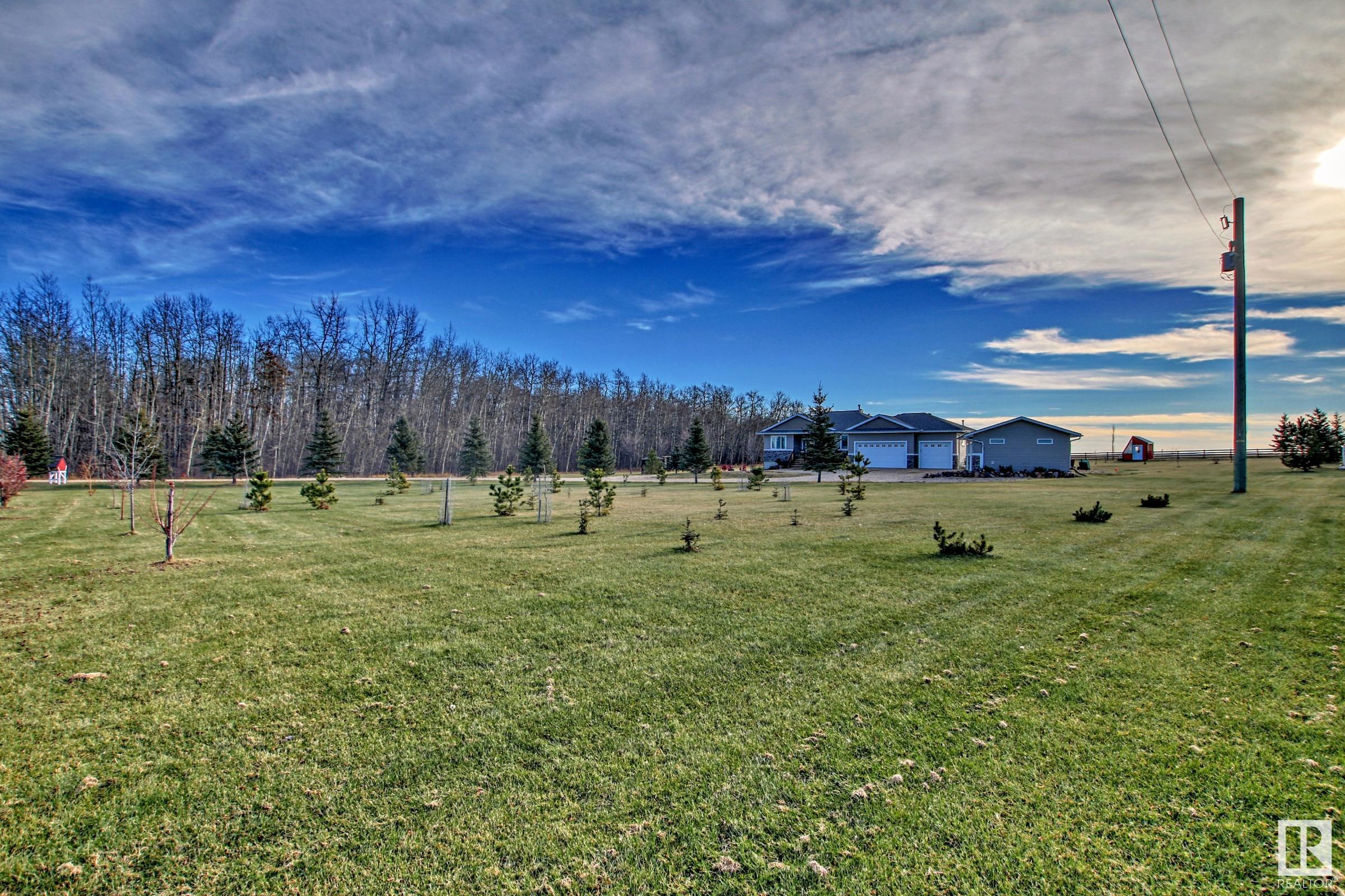 27417 TWP RD 552