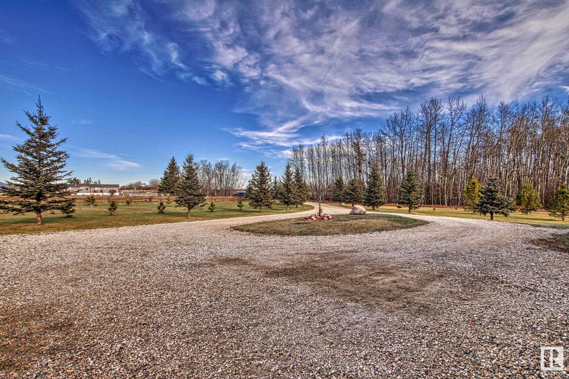 27417 TWP RD 552