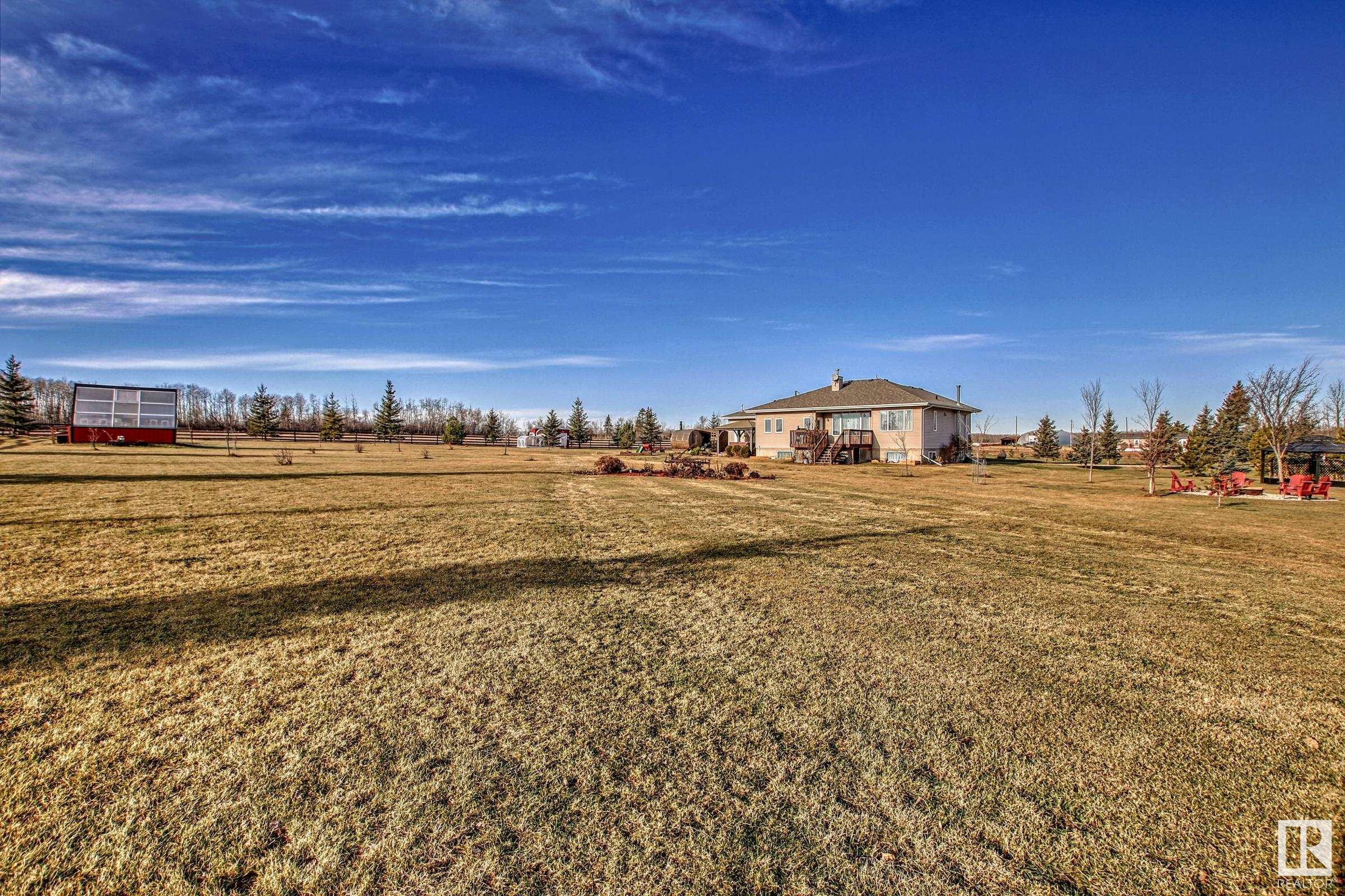 27417 TWP RD 552