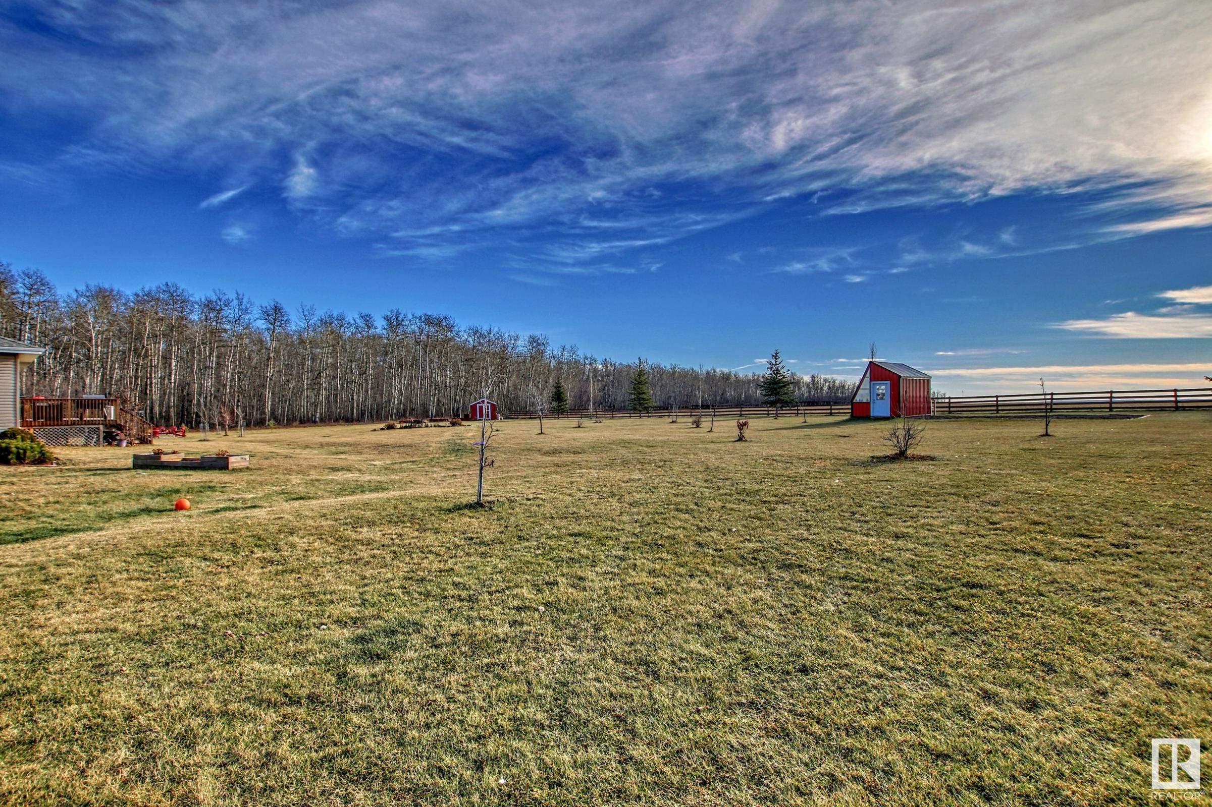 27417 TWP RD 552