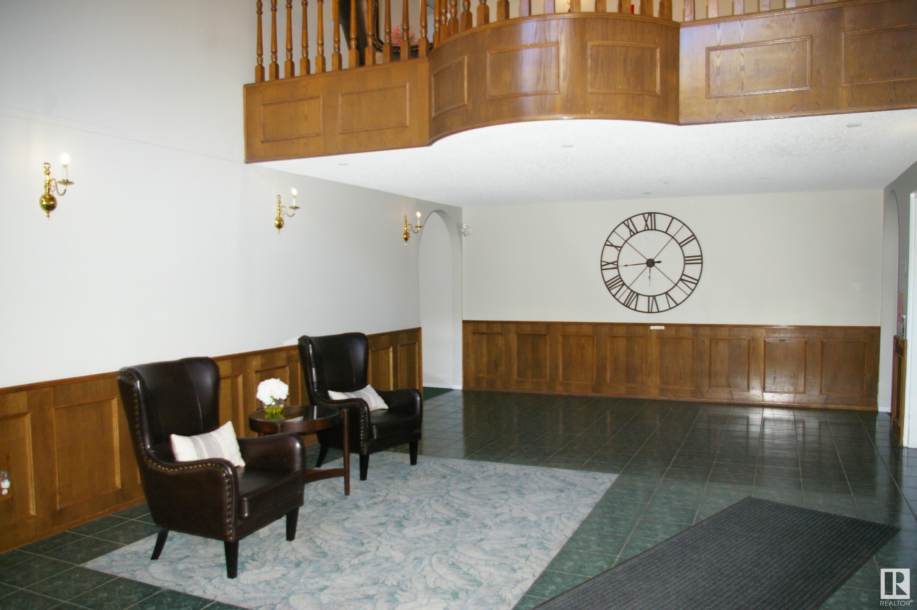 35 SIR WINSTON CHURCHILL Avenue