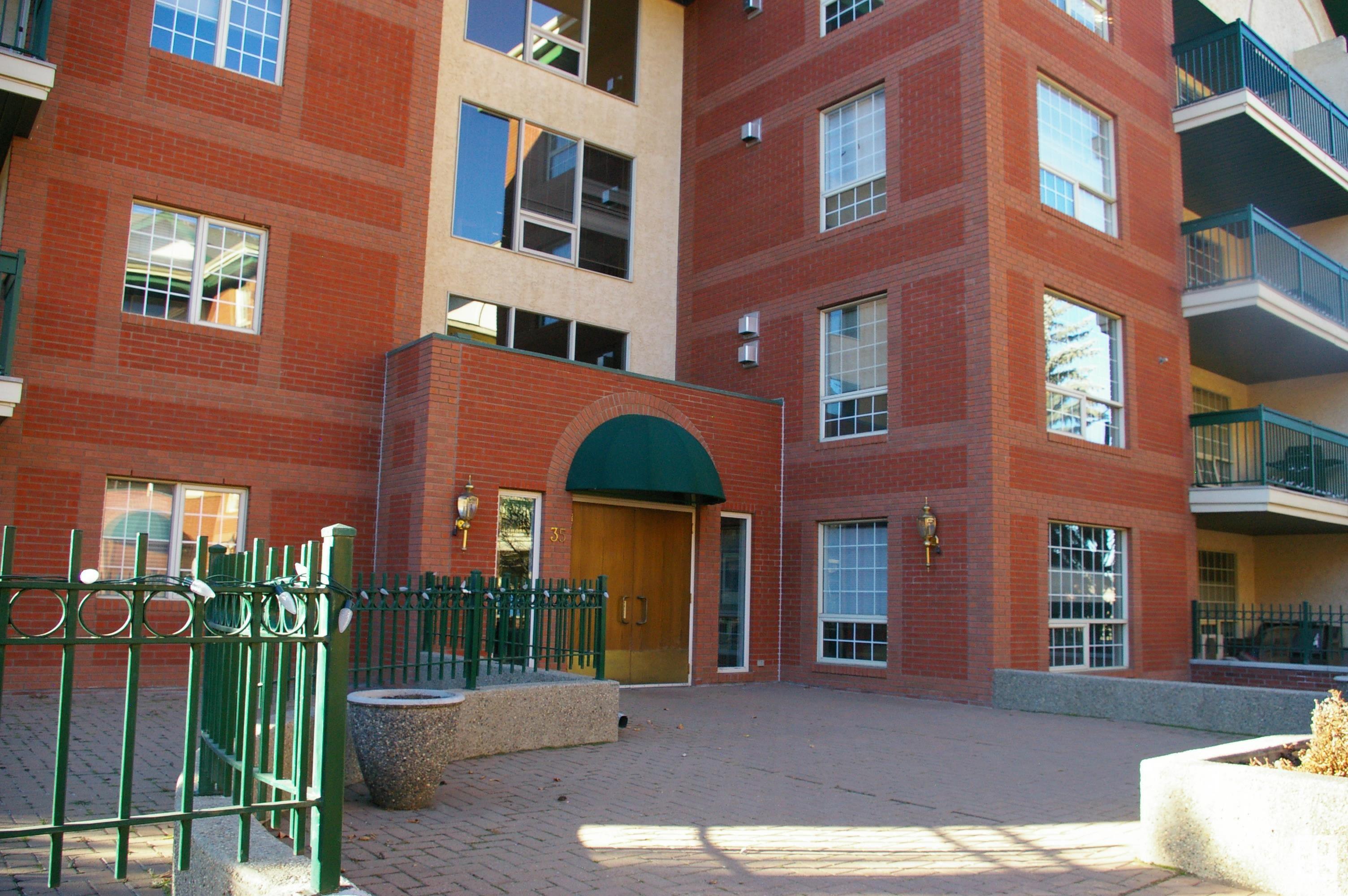 35 SIR WINSTON CHURCHILL Avenue